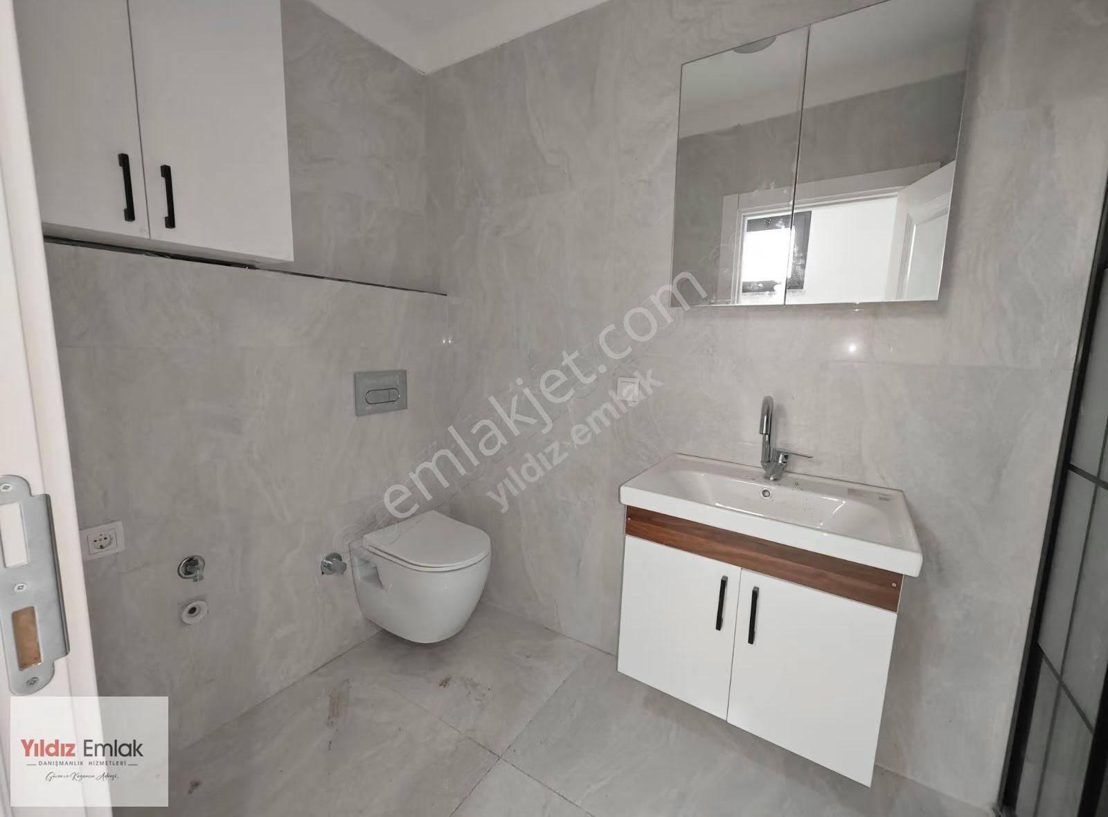 Kazım Karabekir Mah.de Tuzla Caddesi Yakını 3+1 Ara Kat - Görsel 25