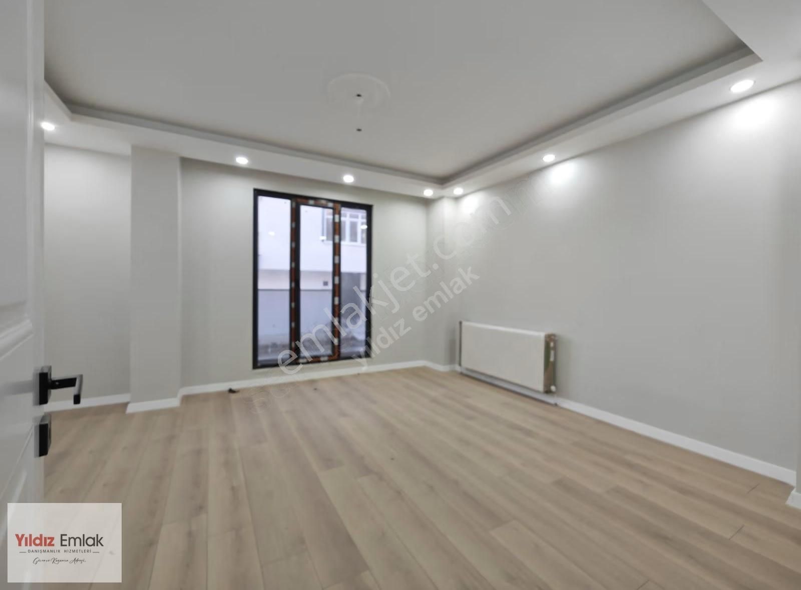 Bağlarbaşı Mah.de Bayrak Tepe Yanı Satılık 3+1 Yüksek Giriş