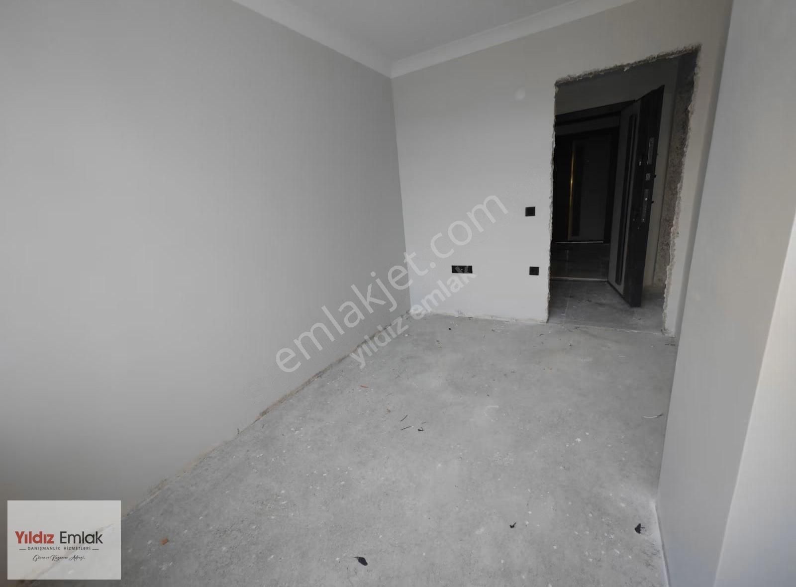 Bağlarbaşı Mah.de Tuzla Caddesi Yakını Satılık 2+1 Ara Kat - Görsel 6