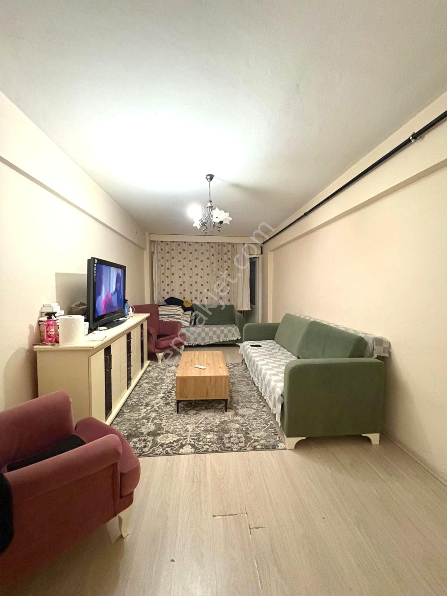 C21 Cius; Eşref Dinçer Mahallesinde 2+1 Ara Kat Eşyalı Satılık Daire - Görsel 4