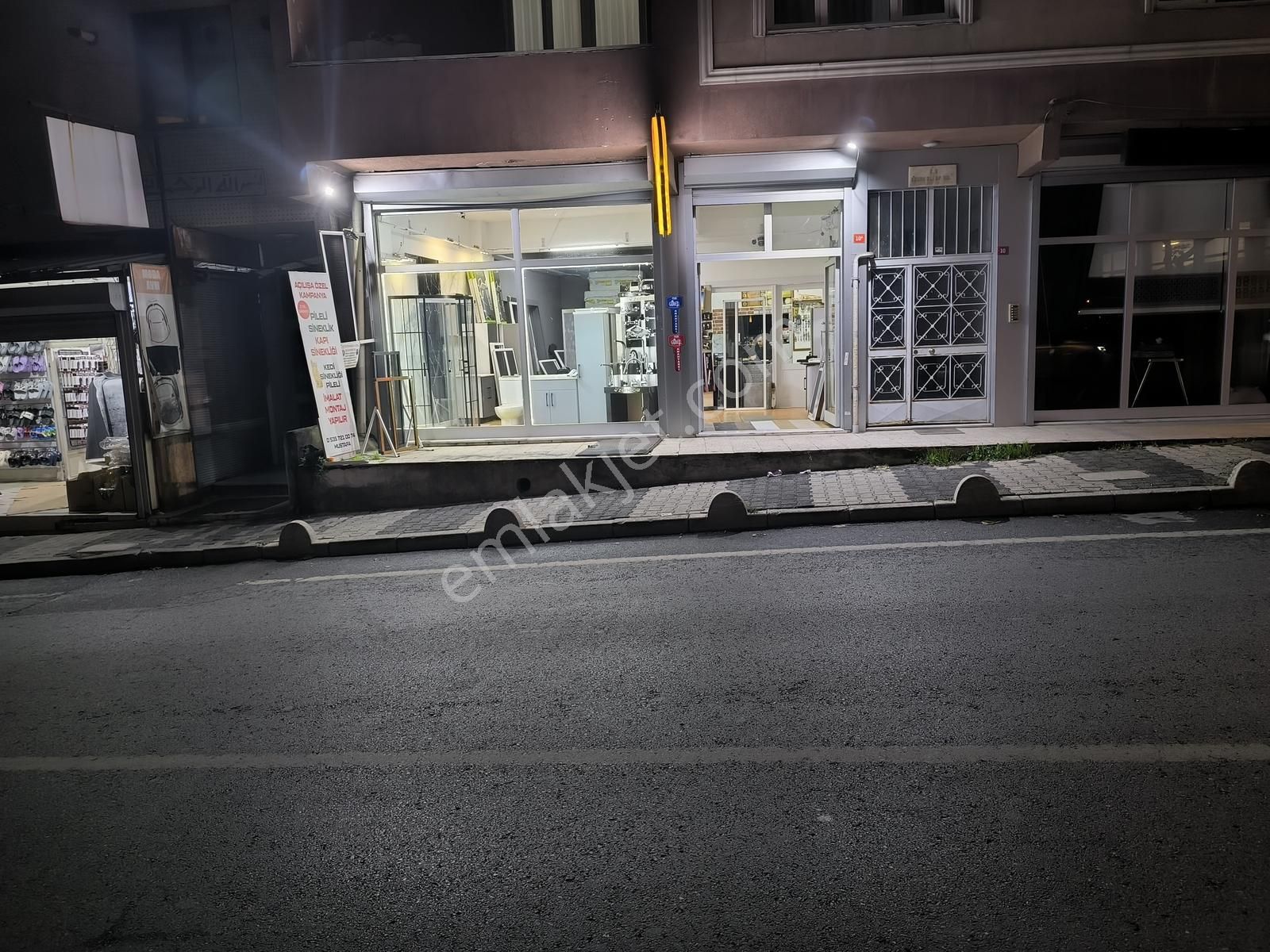 Ataşehirde Cadde Üzerınde 125m2 Satılık Dükkan - Görsel 4