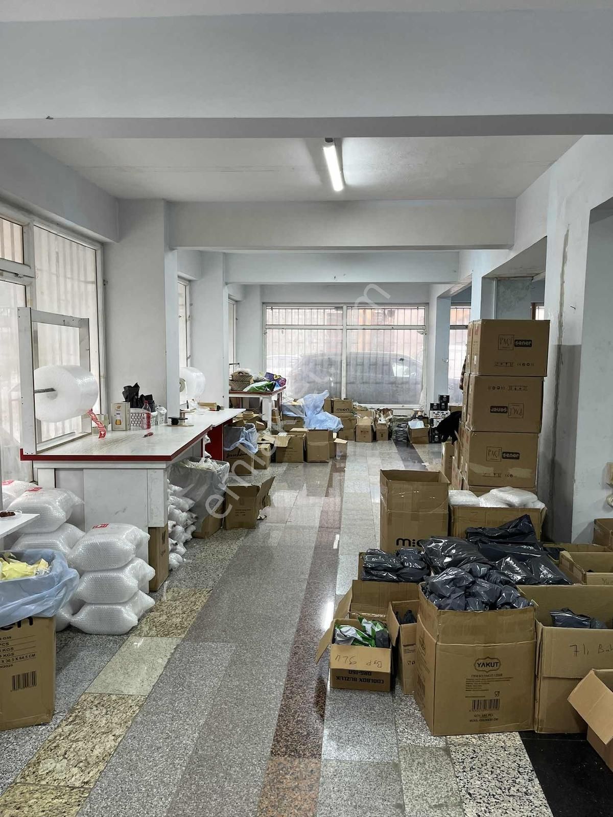 Karot Emlaktan Mevlana Mahallesi 190m2 Kiralık Geniş İş Yeri - Görsel 4