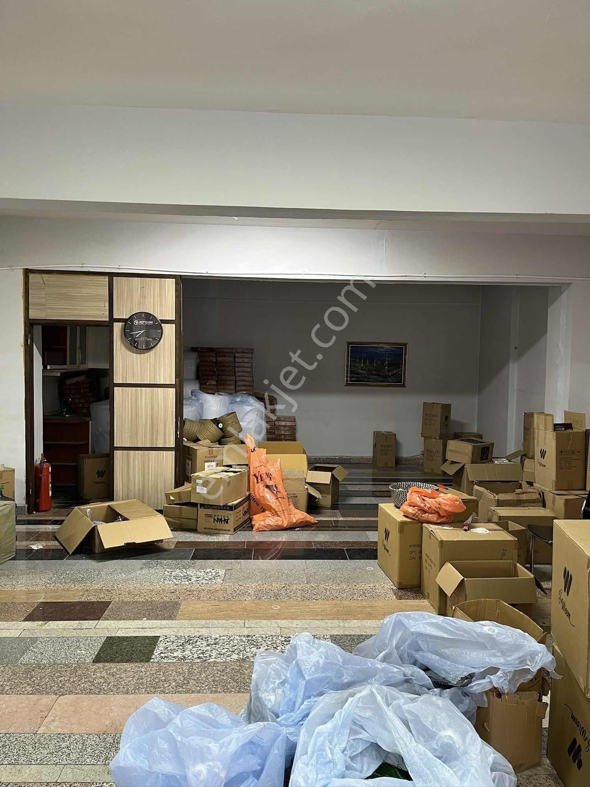 Karot Emlaktan Mevlana Mahallesi 190m2 Kiralık Geniş İş Yeri - Görsel 15