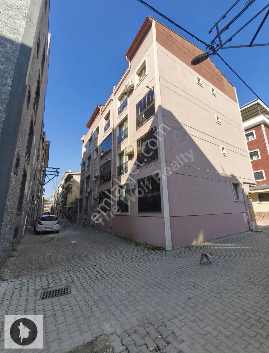 Çiğlide. Merkezi Konumda Satılık 2+1 Açık Mutfak Dubleks Daire - Görsel 8