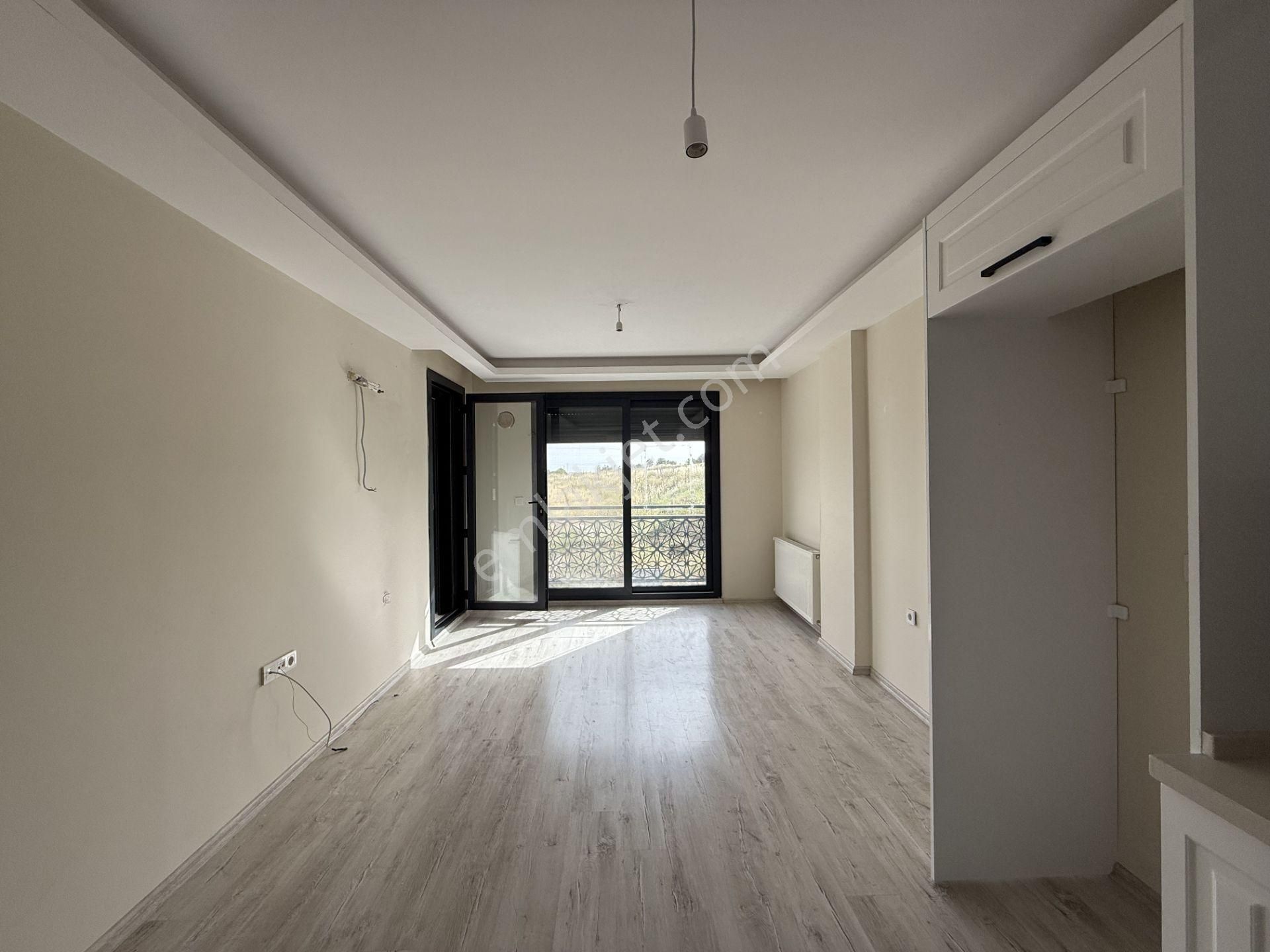 Seferihisar Camiikebir Mahallesi – Gözsüzler Caddesi’nde Satılık 2+1 Daire - Görsel 8