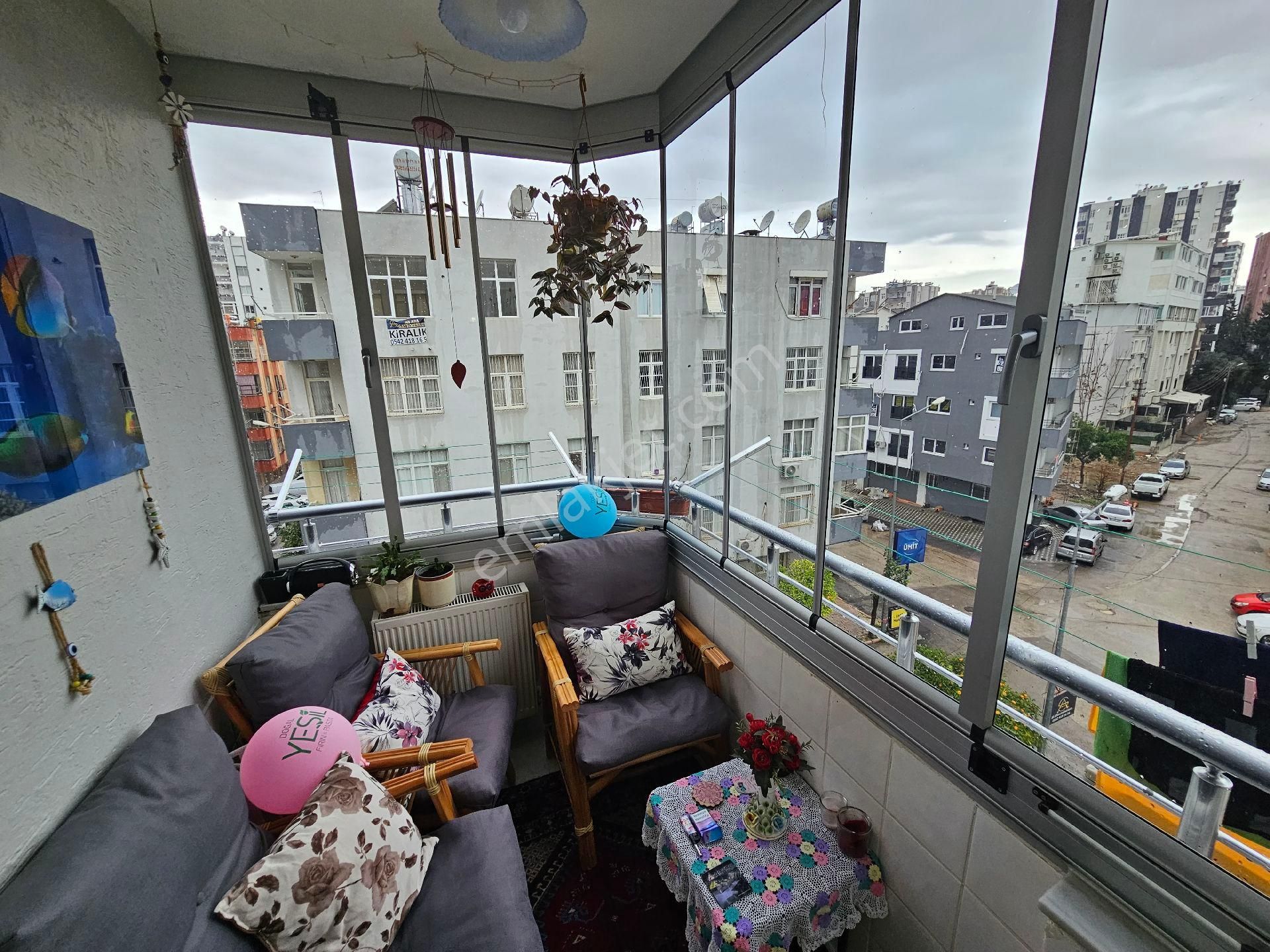 Beyazevlerde 3+1 4 Katlının 3. Katı Cam Balkonlu Doğalgazlı (asansör Yok) - Görsel 8