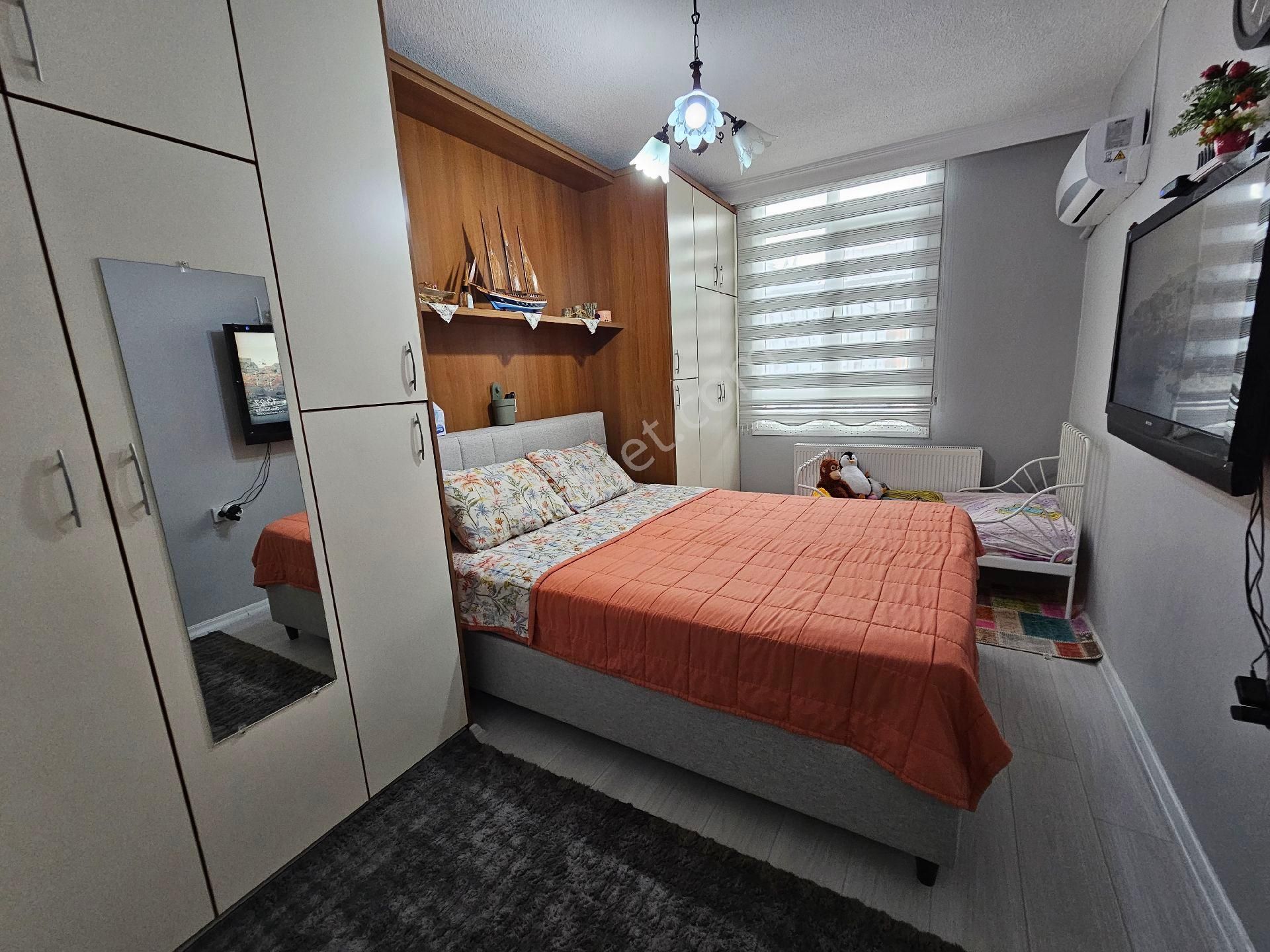 Beyazevlerde 3+1 4 Katlının 3. Katı Cam Balkonlu Doğalgazlı (asansör Yok) - Görsel 17