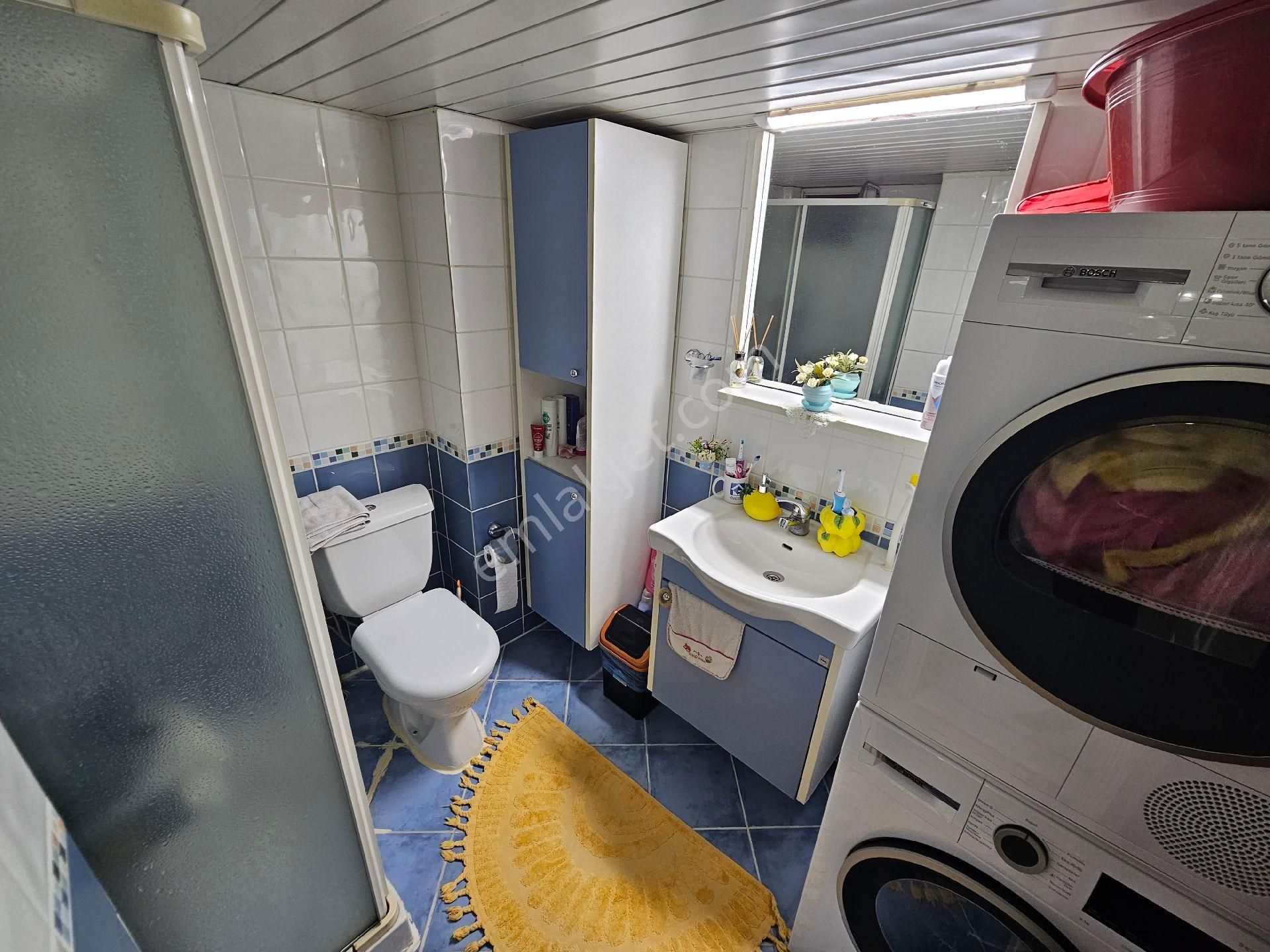 Beyazevlerde 3+1 4 Katlının 3. Katı Cam Balkonlu Doğalgazlı (asansör Yok) - Görsel 19