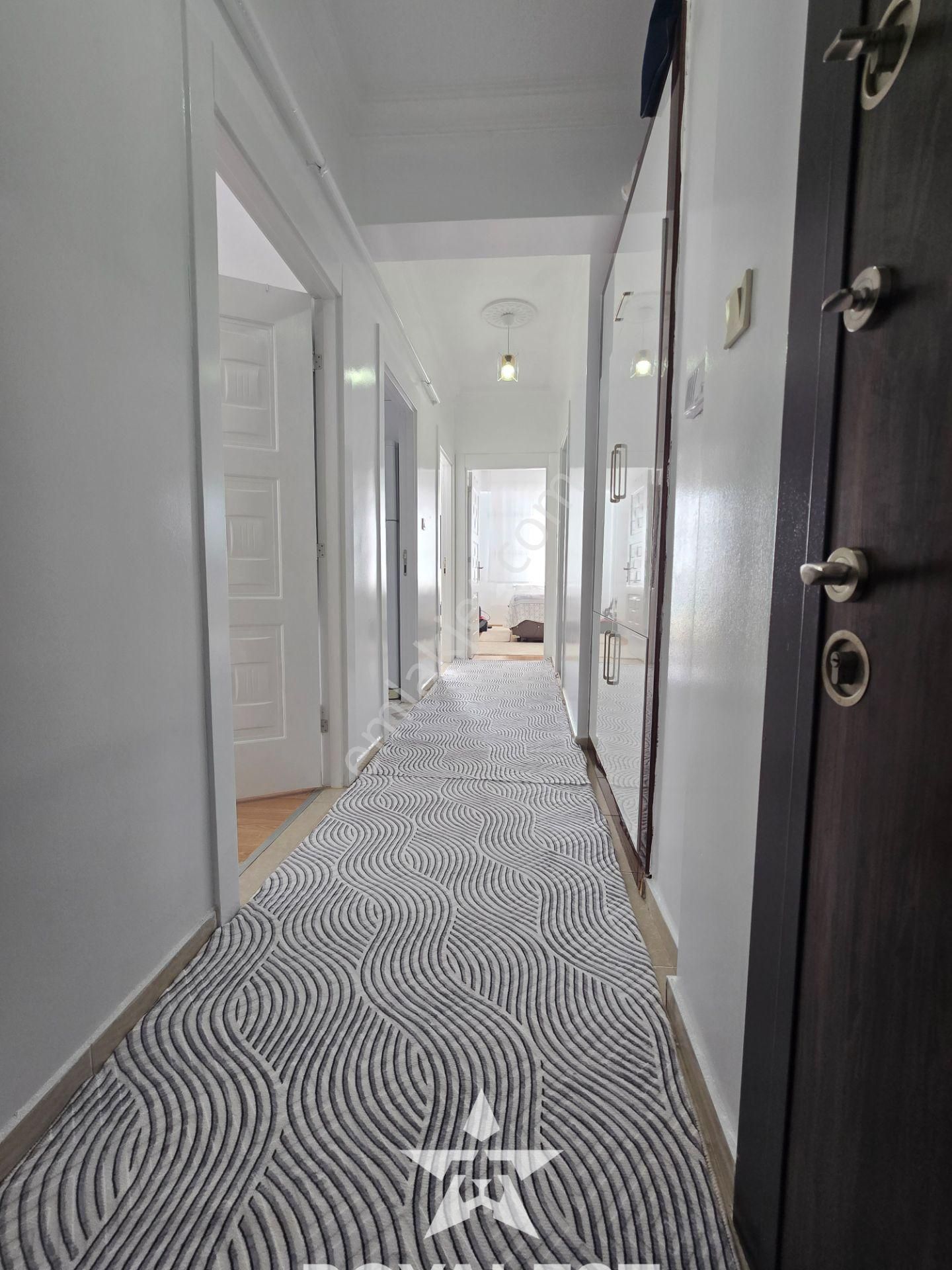 Royalest'ten Abdülhamit Han'da İskanlı Bakımlı Ve Ferah 2+1 - Görsel 12