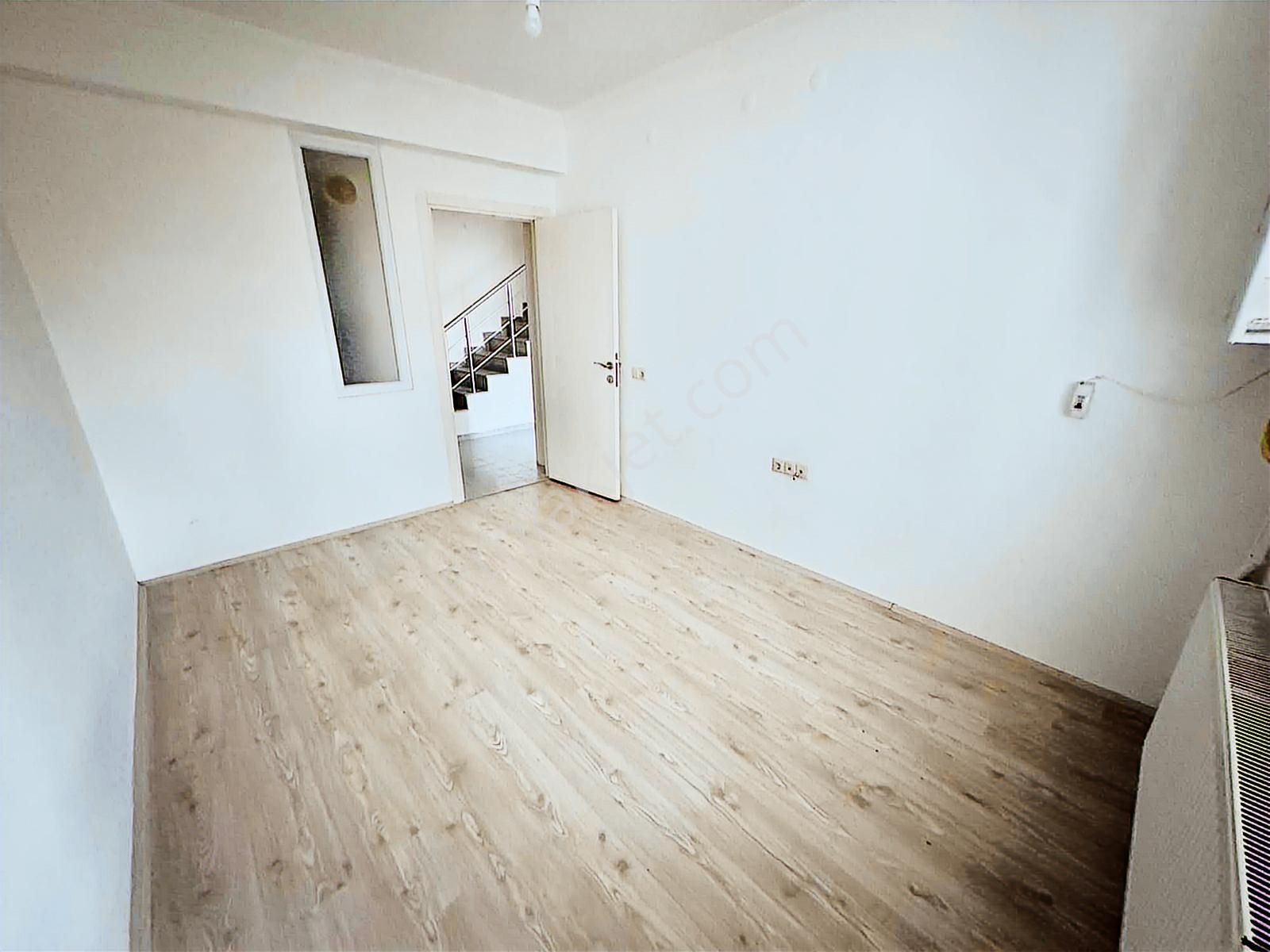 Büyükdere'de Vefa'dan Asansörlü Özel Teraslı 2+1 Dublex Daire - Görsel 18