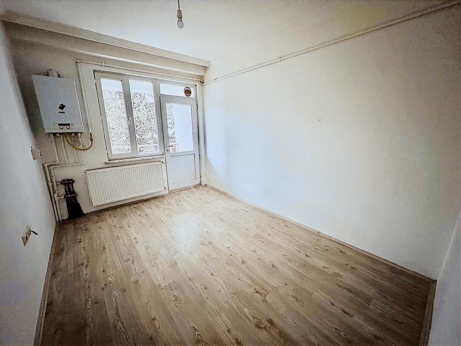 Büyükdere'de Vefa'dan Asansörlü Özel Teraslı 2+1 Dublex Daire - Görsel 19