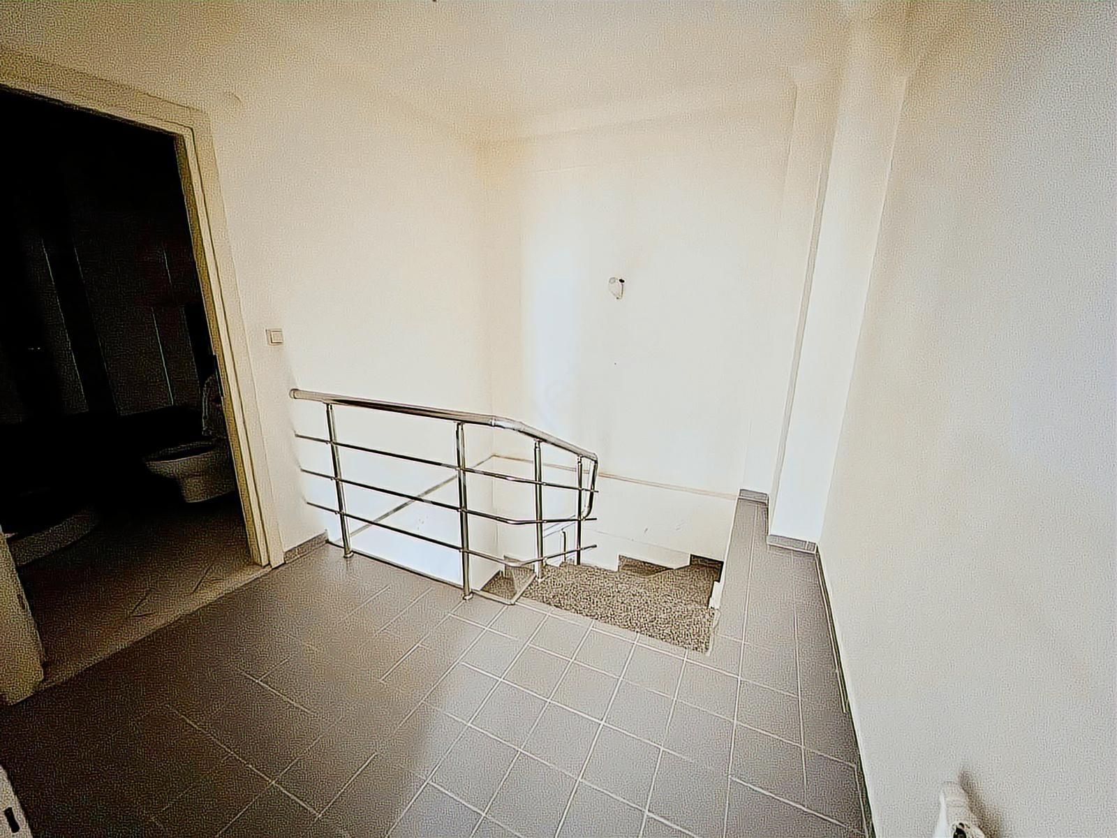 Büyükdere'de Vefa'dan Asansörlü Özel Teraslı 2+1 Dublex Daire - Görsel 15