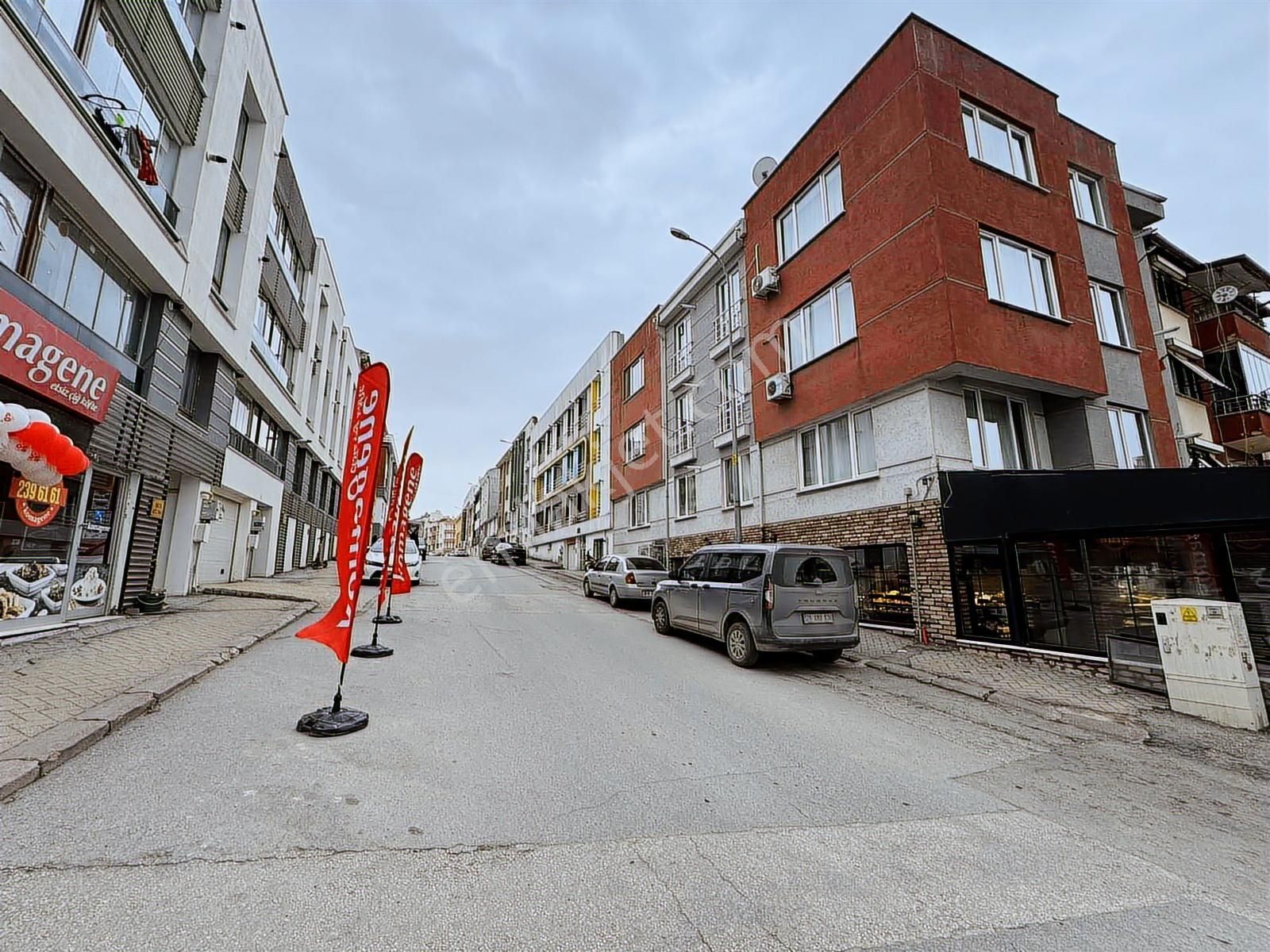 Büyükdere'de Vefa'dan Asansörlü Özel Teraslı 2+1 Dublex Daire - Görsel 32