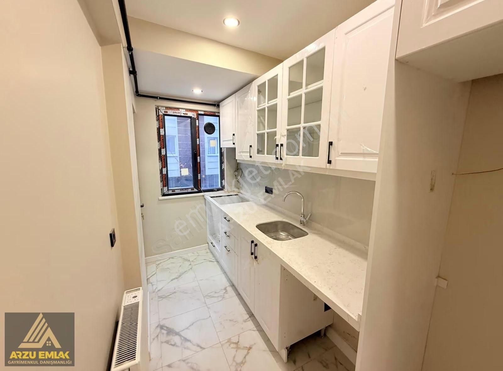 Arzu Emlaktan Gazi Mah 2+1 Asansörlü Sıfır 2+1 Satılık Daire