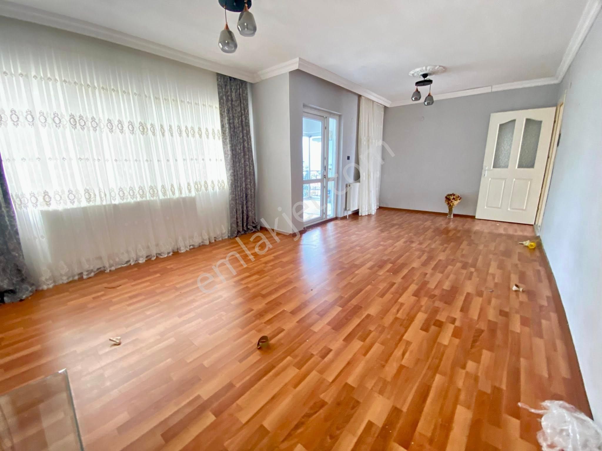 Site İçi 3+1 Ara Kat Asansörlü Doğalgaz Isıtmalı Krediye Uygun Masrafsız Daire - Görsel 20