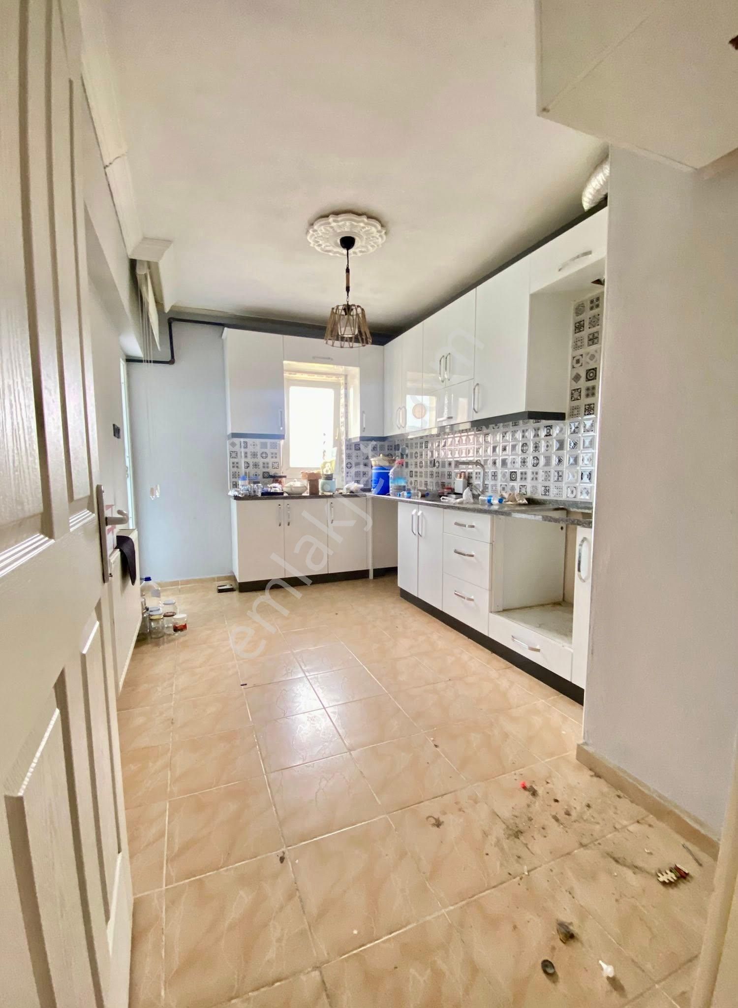 Site İçi 3+1 Ara Kat Asansörlü Doğalgaz Isıtmalı Krediye Uygun Masrafsız Daire - Görsel 2