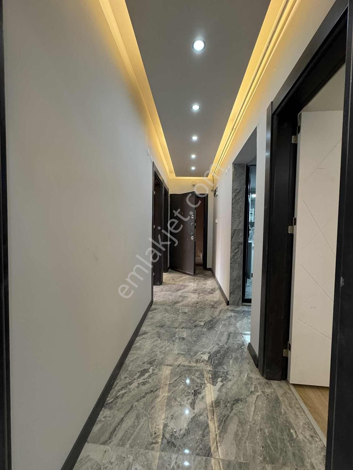 Akın Emlaktan Satılık 2+1 120 M2 Buca Göksu Mah.daire - Görsel 31