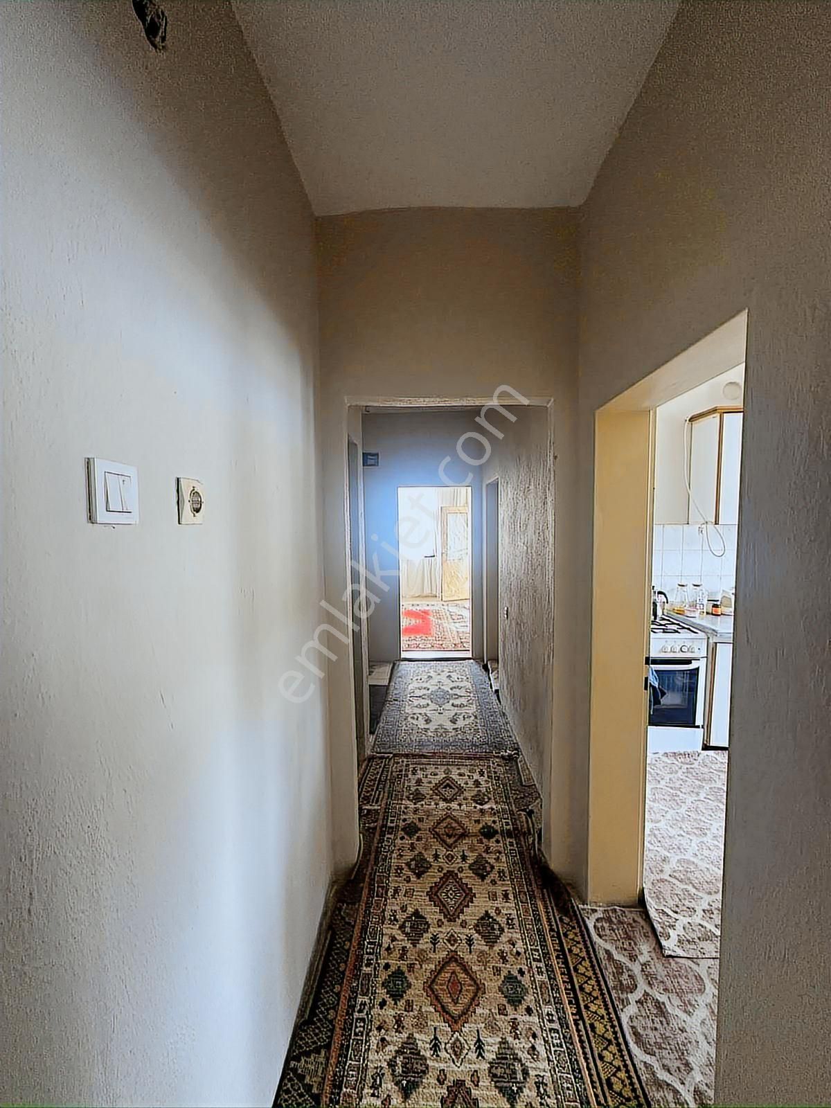 Bosna Hersek Mah. Hizmet Siteleri'nde Satılık 2+1/100m2 Daire - Görsel 3