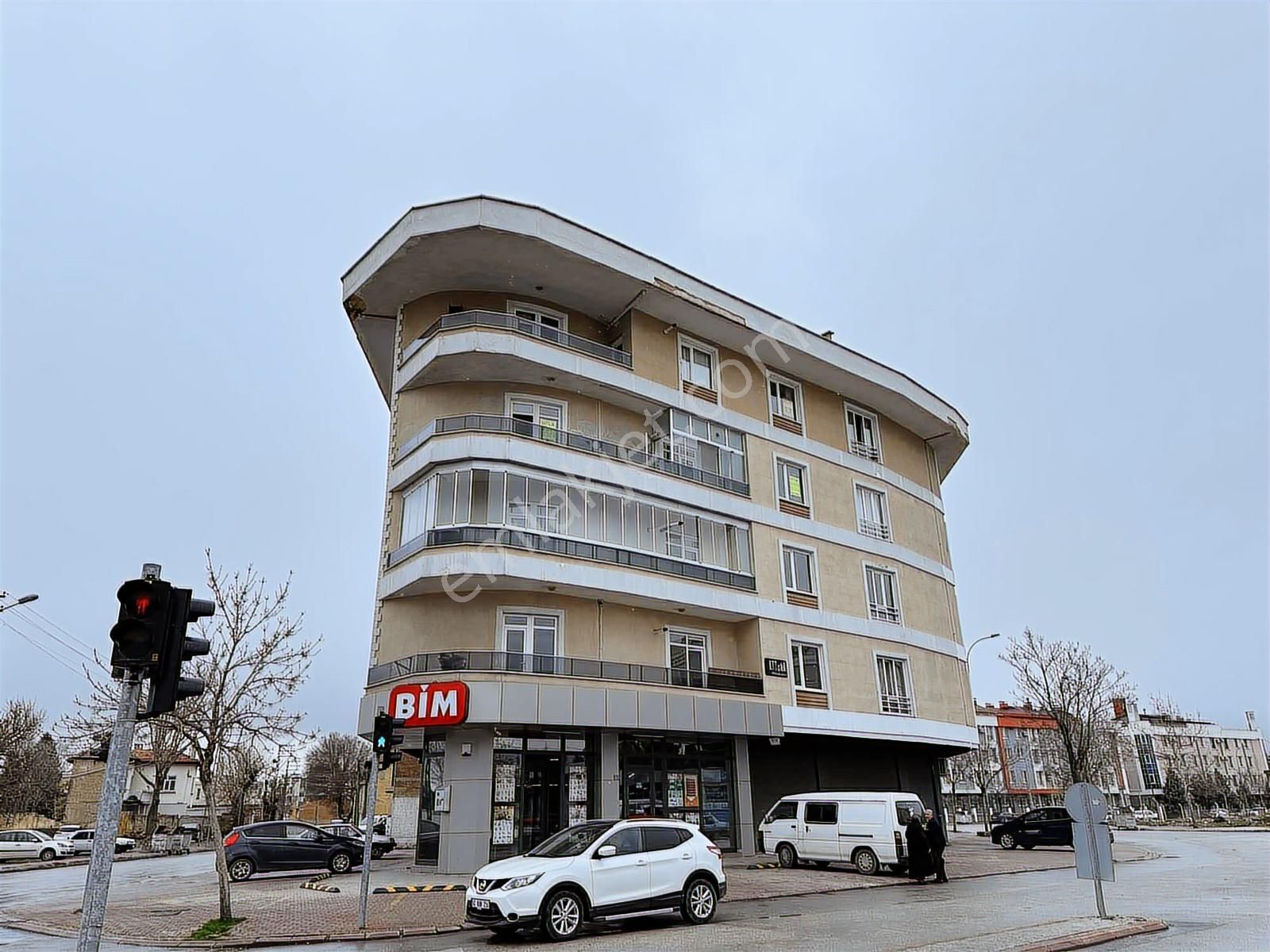 Karatay Belediyesine Yürüme Mesafesinde Satılık 130 M² Daire