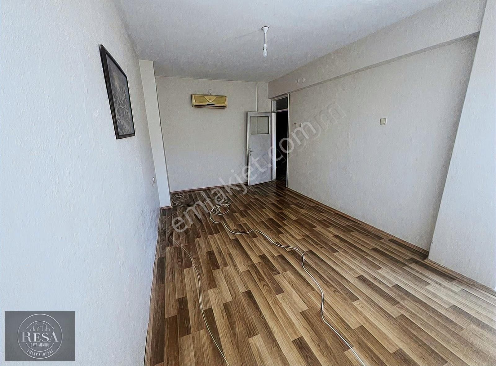 Resa Gayrimenkul'den Cafeler Sokağında 2+1 Sıcak Sulu Daire - Görsel 17