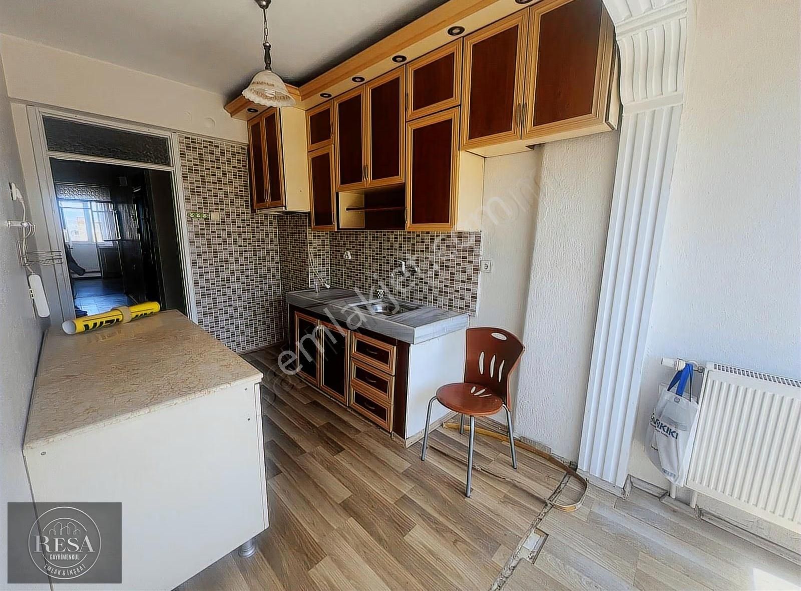 Resa Gayrimenkul'den Cafeler Sokağında 2+1 Sıcak Sulu Daire - Görsel 8
