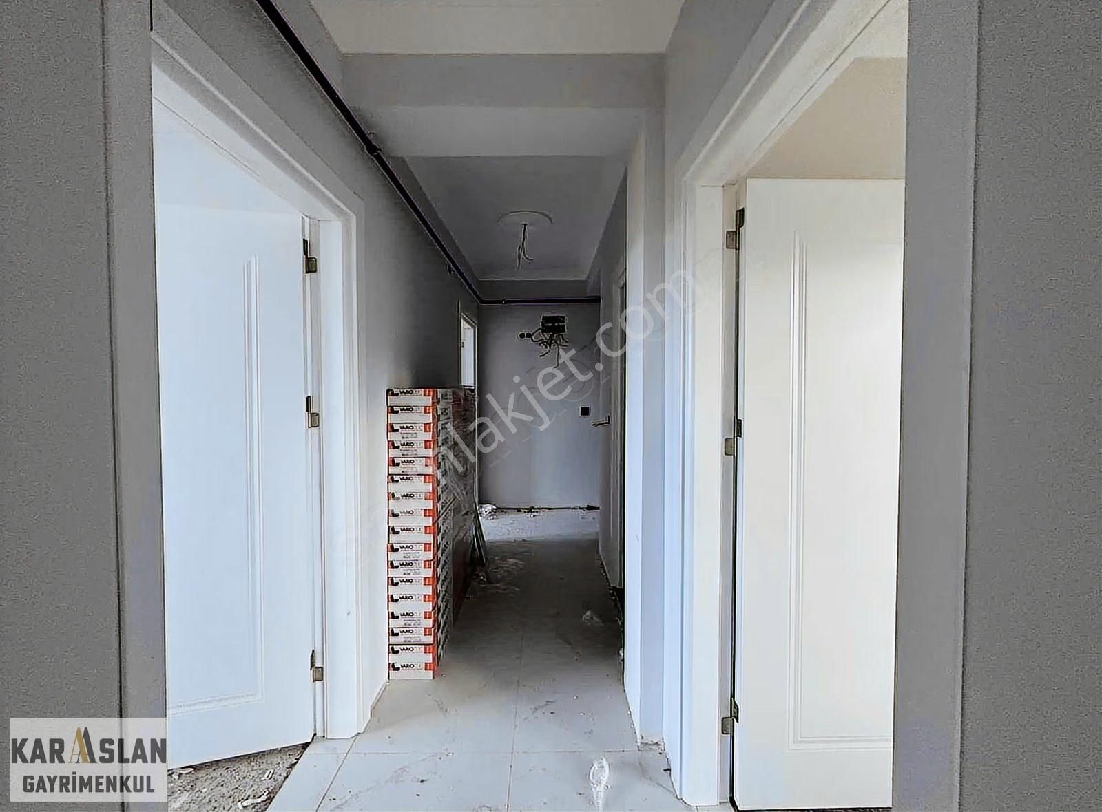 Başiskele Yeşilyurt'ta Satılık Manzaralı Lüks Arakat Daire - Görsel 16