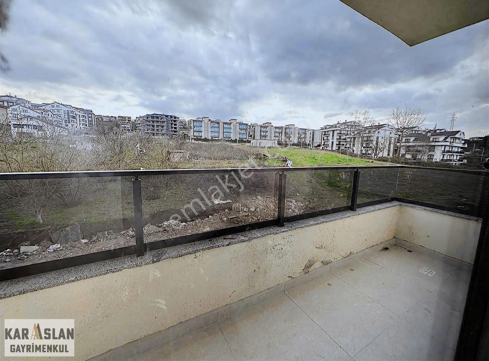 Başiskele Yeşilyurt'ta Satılık Manzaralı Lüks Arakat Daire - Görsel 7