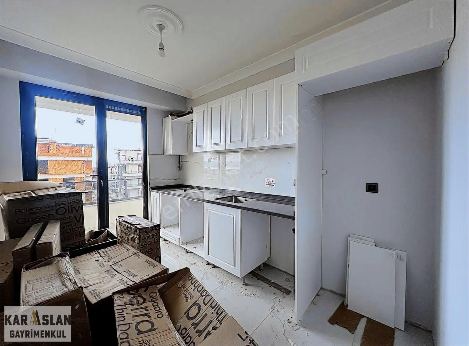 Başiskele Yeşilyurt'ta Satılık Manzaralı Lüks Arakat Daire - Görsel 9