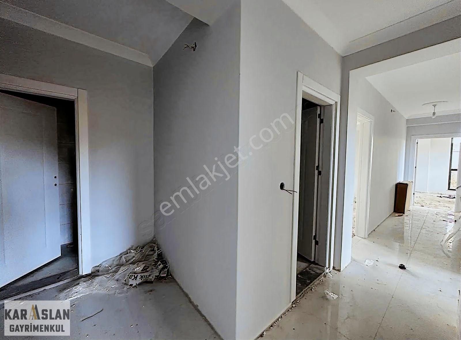 Başiskele Yeşilyurt'ta Satılık Manzaralı Lüks Arakat Daire - Görsel 17