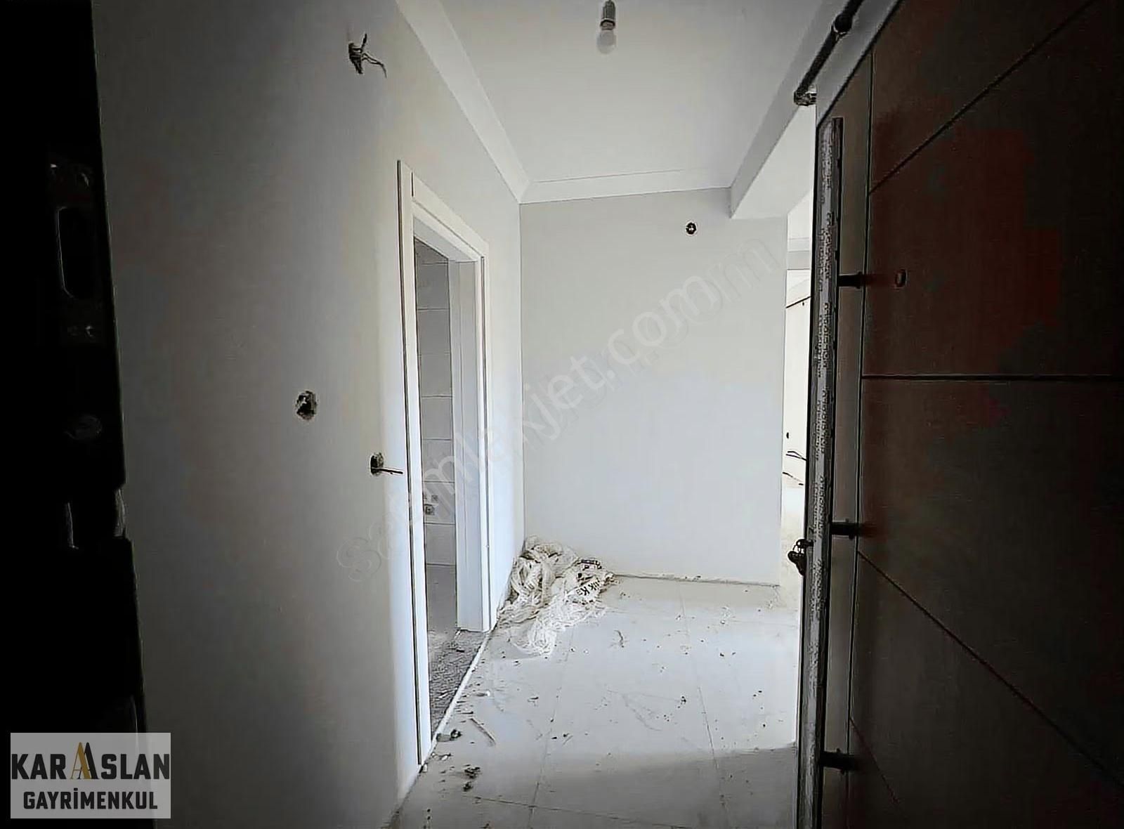 Başiskele Yeşilyurt'ta Satılık Manzaralı Lüks Arakat Daire - Görsel 3