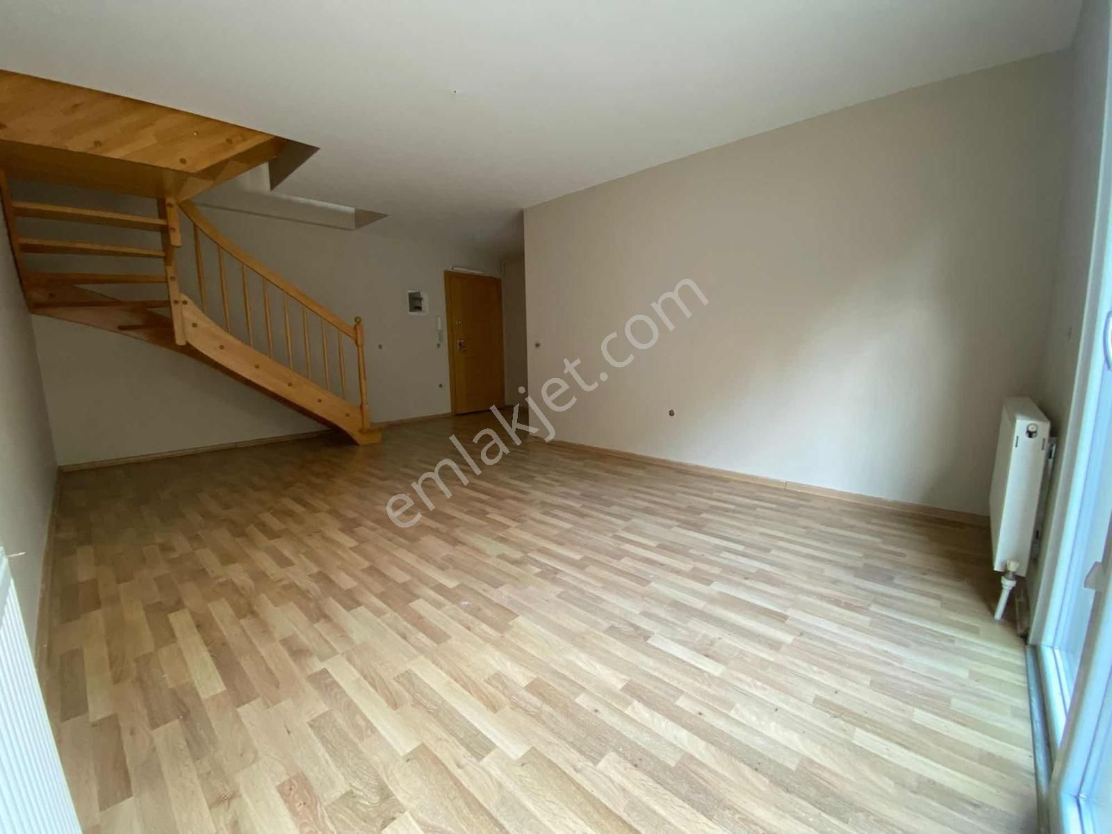 Merkezi Lokasyonda 125m² 2+1 Geniş Bahçe Dubleksi - Görsel 10