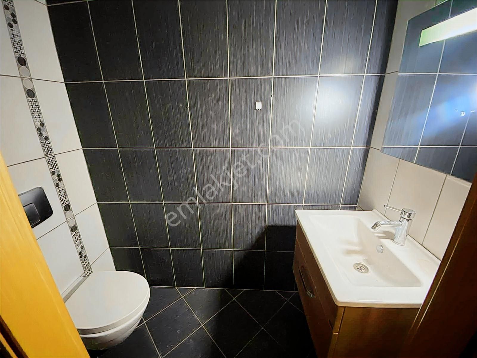 Merkezi Lokasyonda 125m² 2+1 Geniş Bahçe Dubleksi - Görsel 12