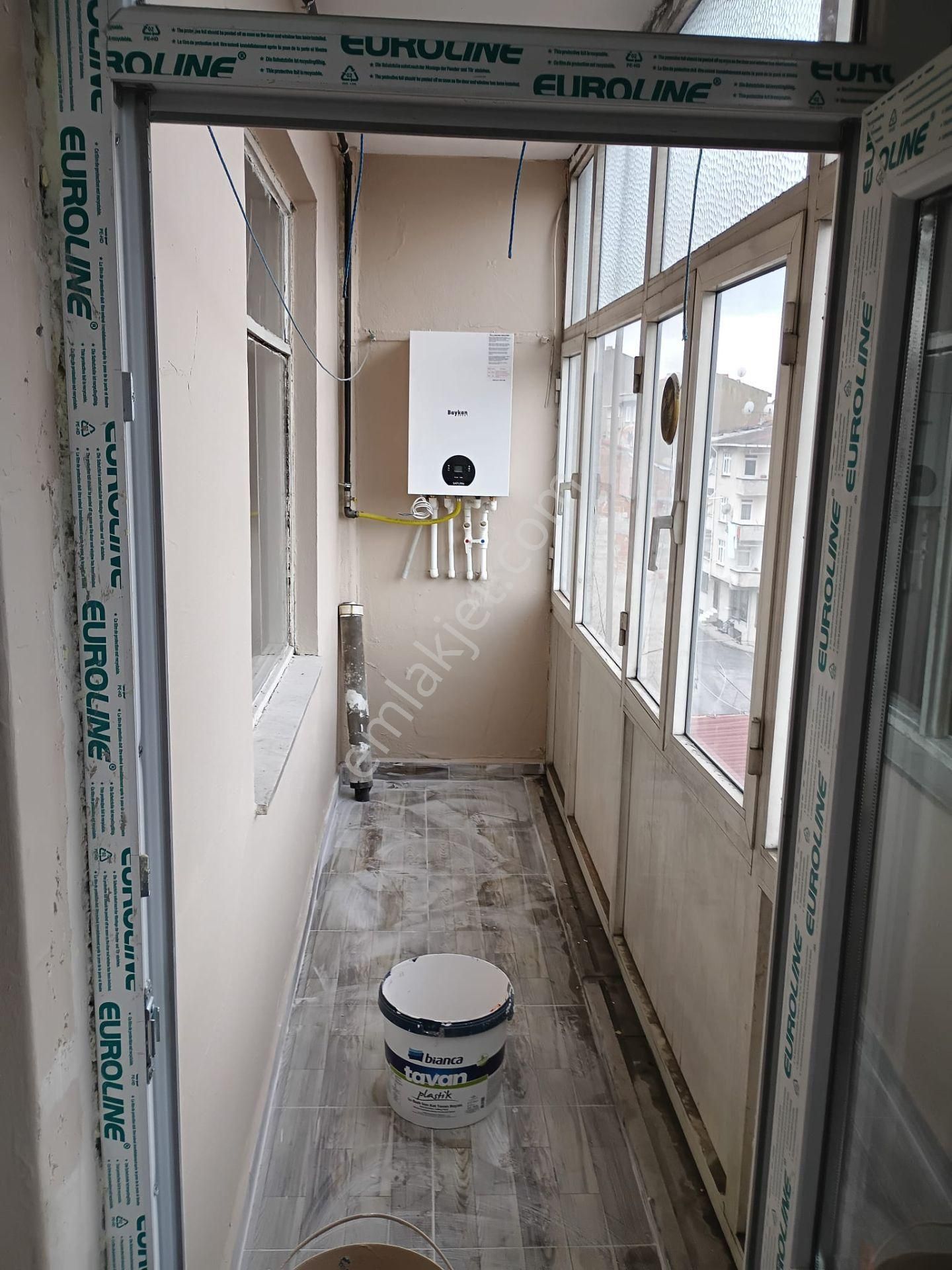 Mega Medipol'e Yürüme Mesafesinde İçi Komple Sıfırlanmış - Görsel 6