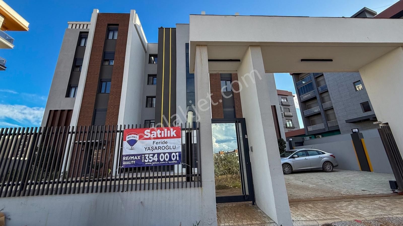 Tunç Loftta 1+1 Full Eşyalı Satılık Daire Kardeşkentlere 1 Dk
