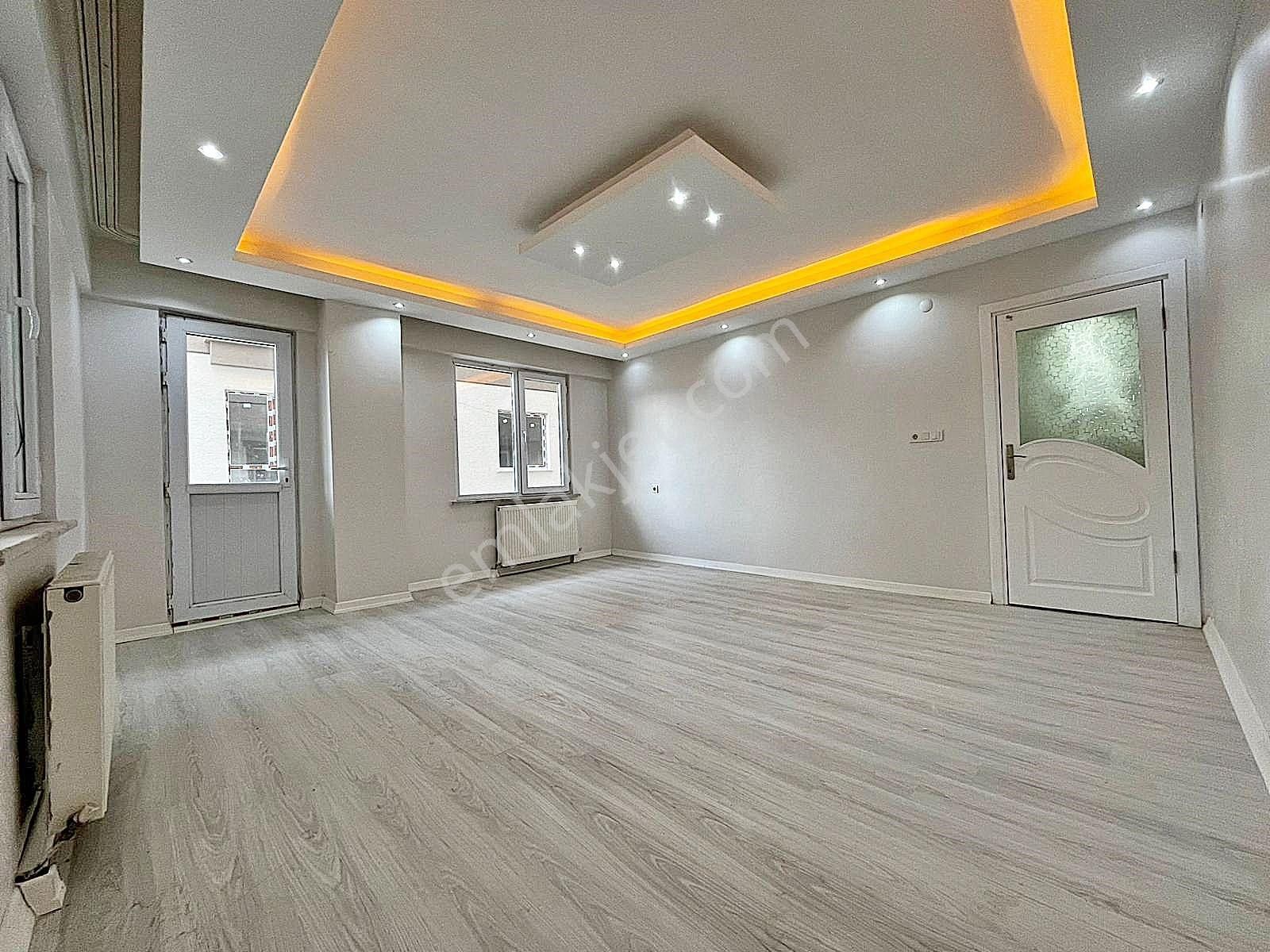 Az-er Yapıdan Çerkezköy'de Satılık İskanlı Teraslı 2+1 Daire!! - Görsel 2