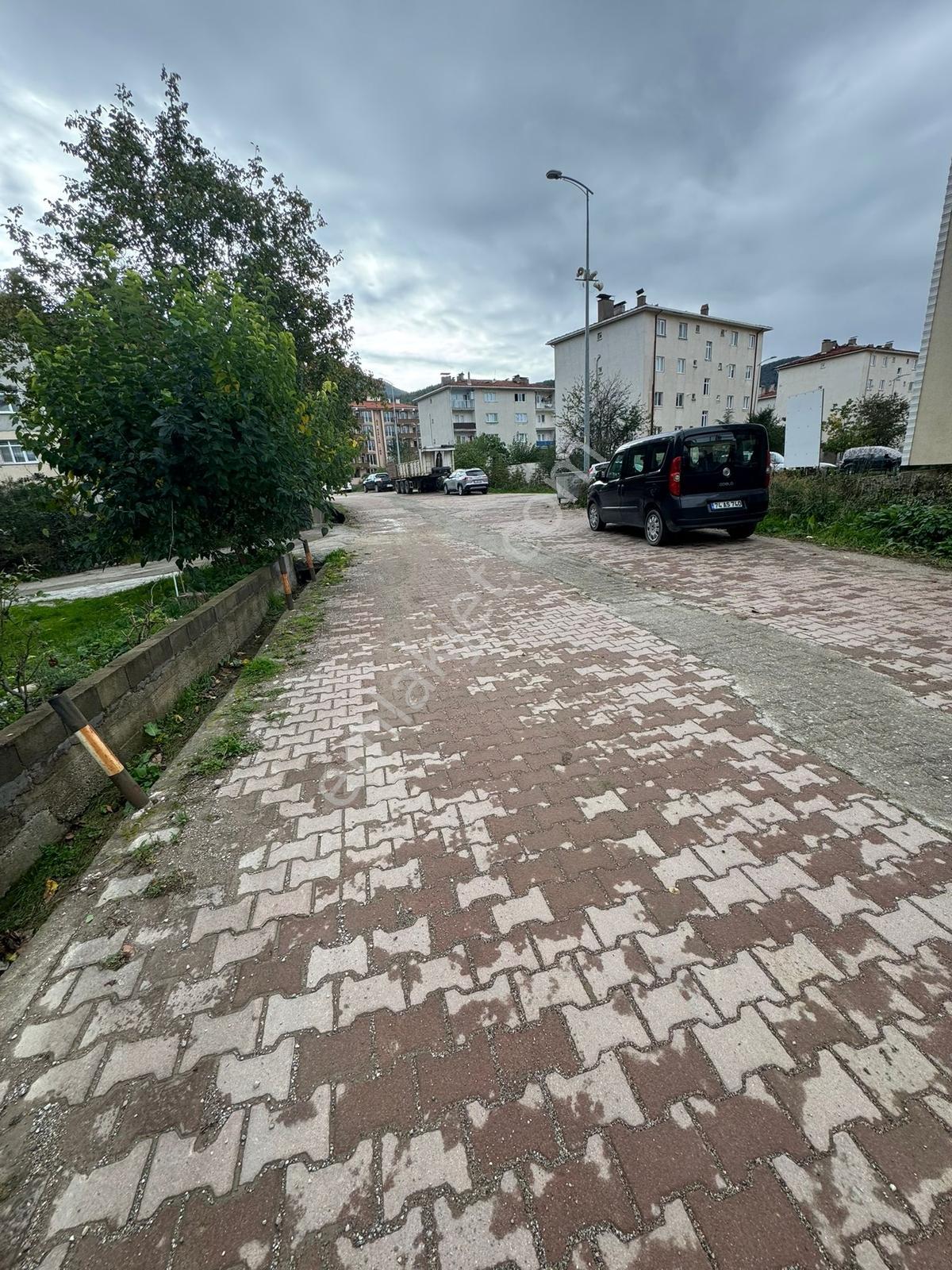 Cide Demirtaş Emlak Güvencesiyle Sahilde Satılık 2 + 1 Daire - Görsel 2