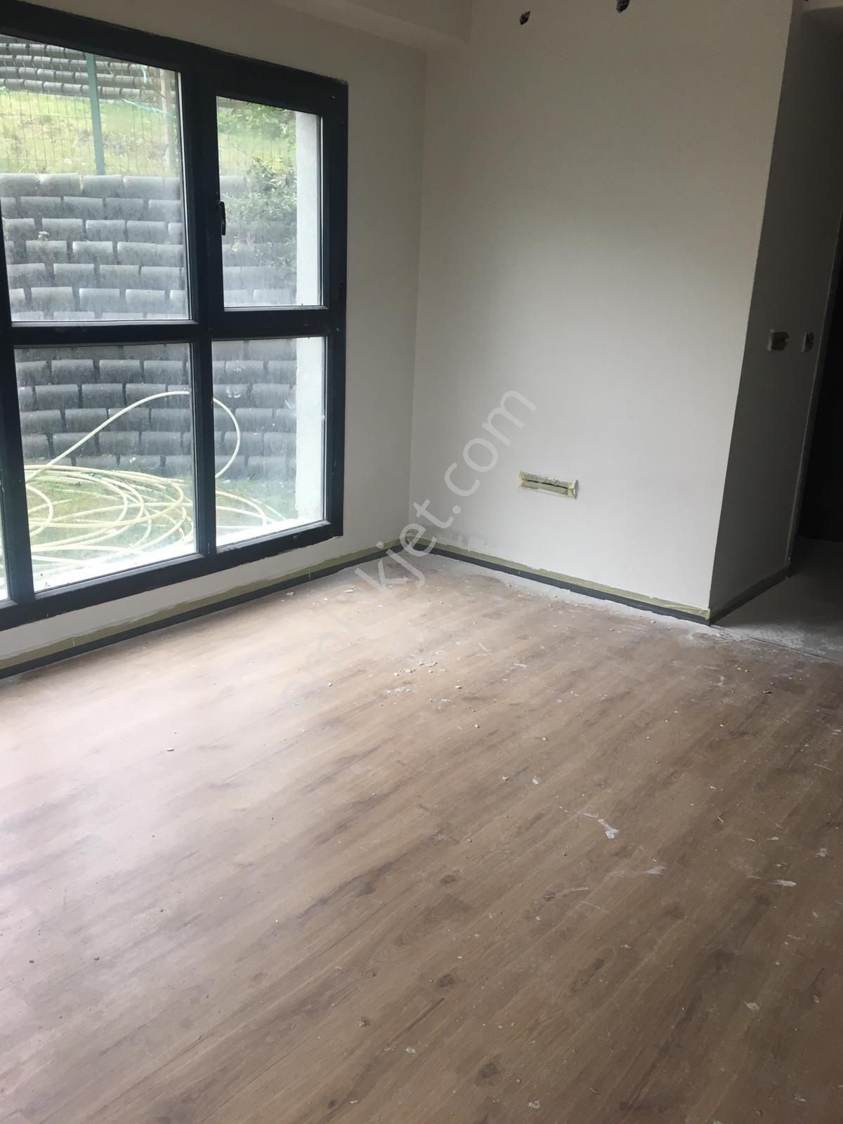 Bahçeli Balkonlu Bağlarbaşı 7a Vadi Evlerinde 1+1 - Görsel 11