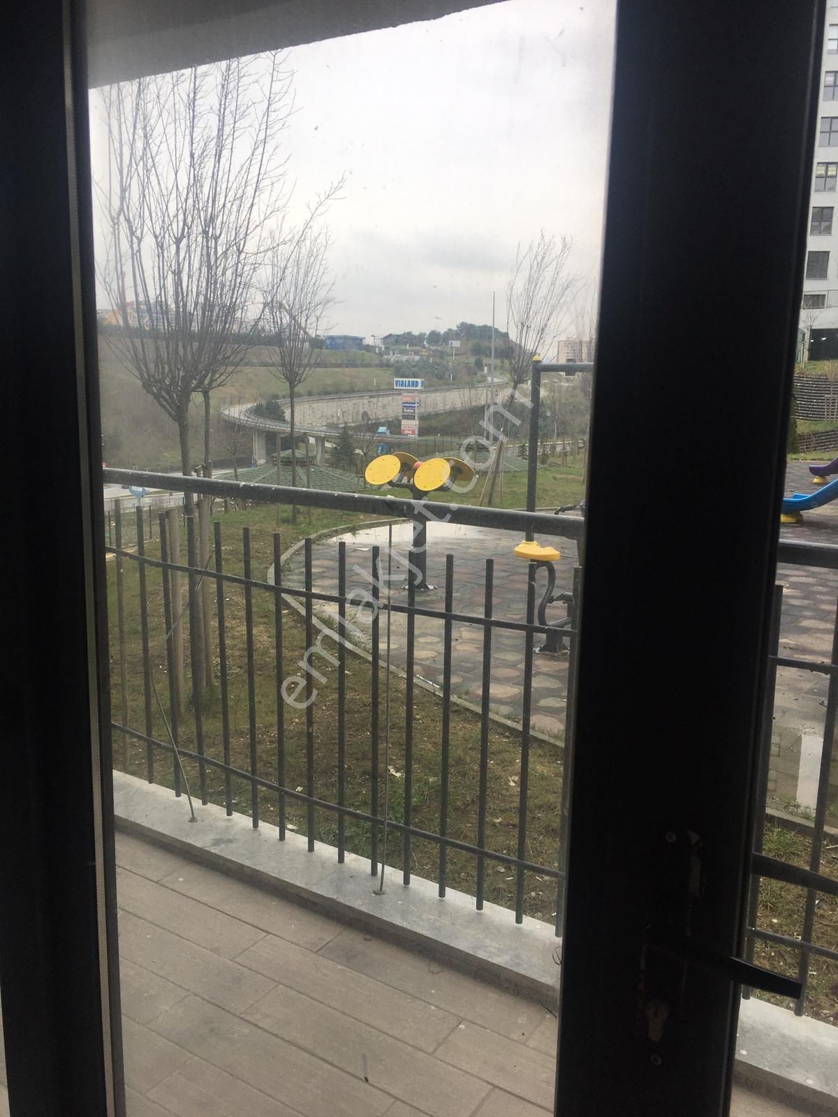 Bahçeli Balkonlu Bağlarbaşı 7a Vadi Evlerinde 1+1 - Görsel 3