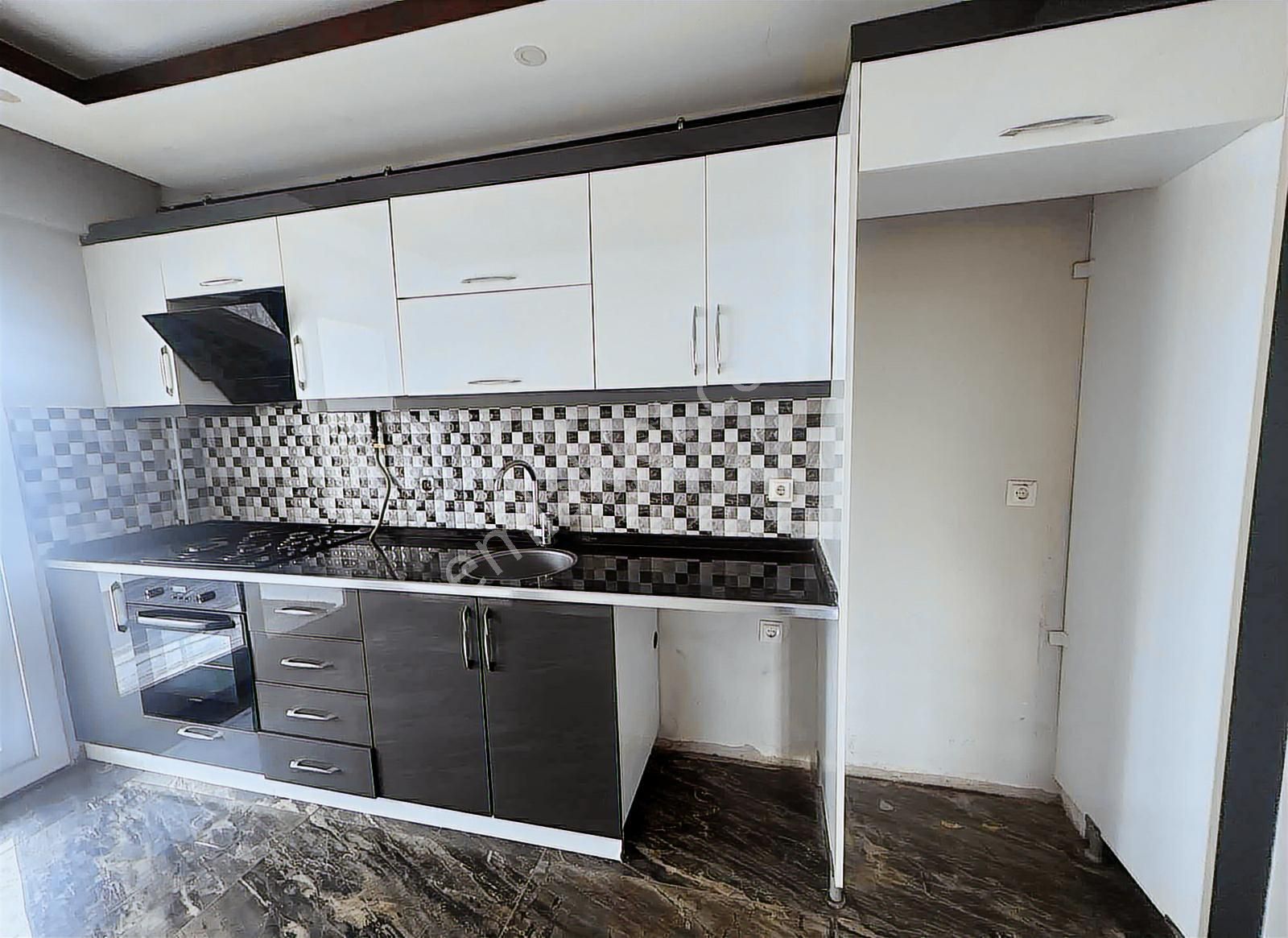 Ara Kat D.gazlı Kapalı Mutfak Geniş Metrajlı 2+1 Kiralık - Görsel 2