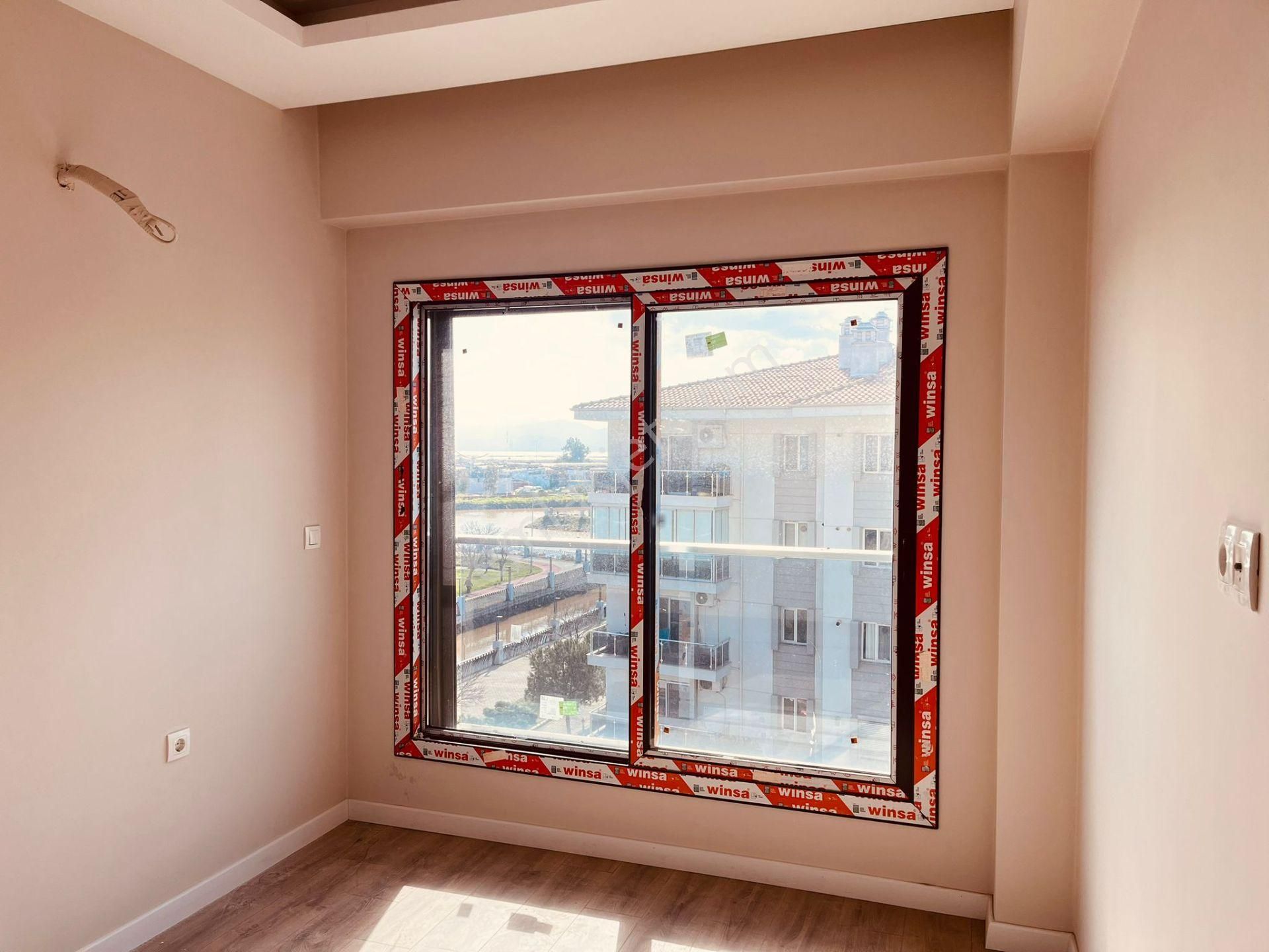 Çiğli Ataşehir 'de Havuzlu Sitede 2+1 Kiralık Daire - Görsel 23