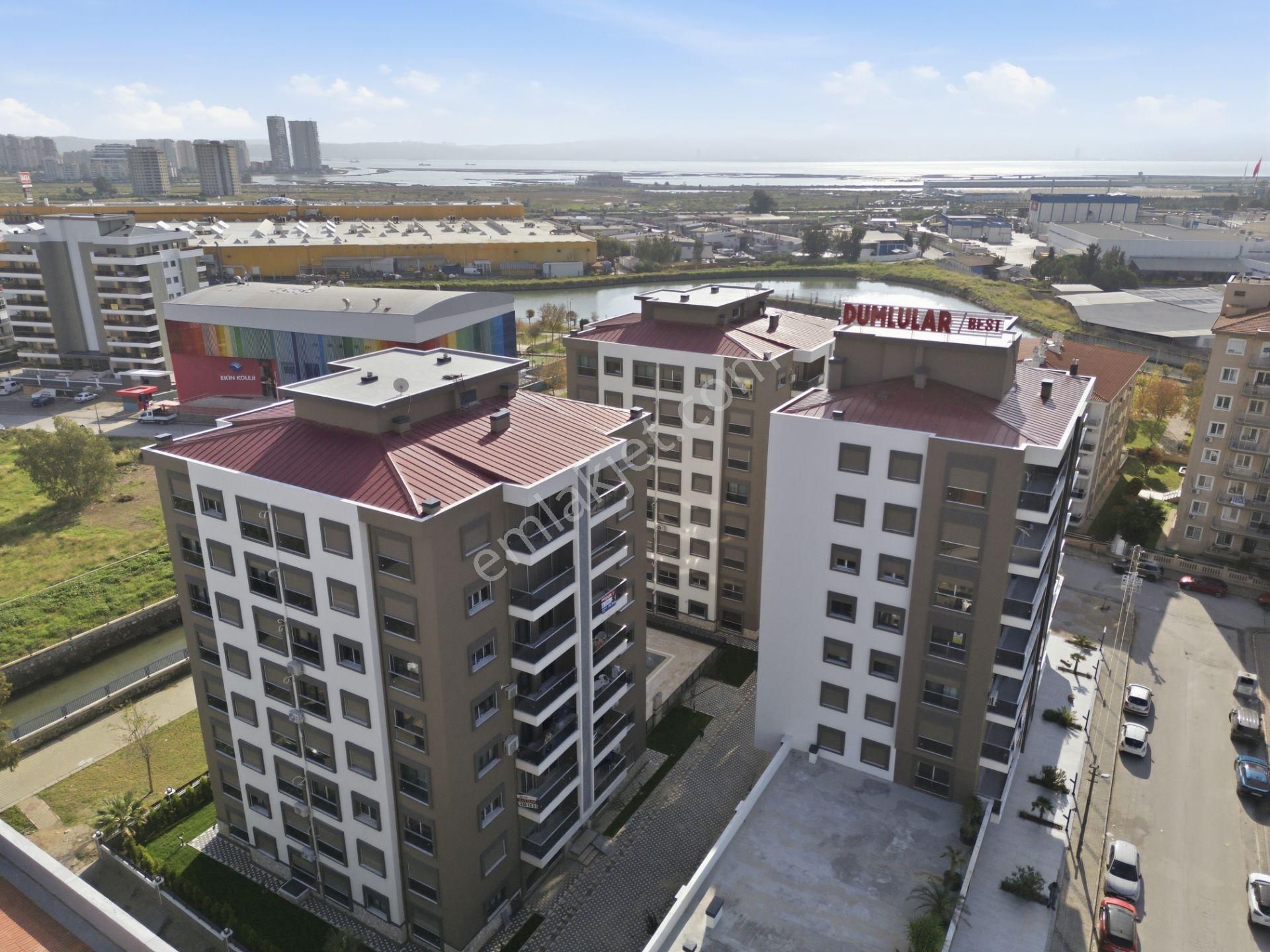 Çiğli Ataşehir 'de Havuzlu Sitede 2+1 Kiralık Daire