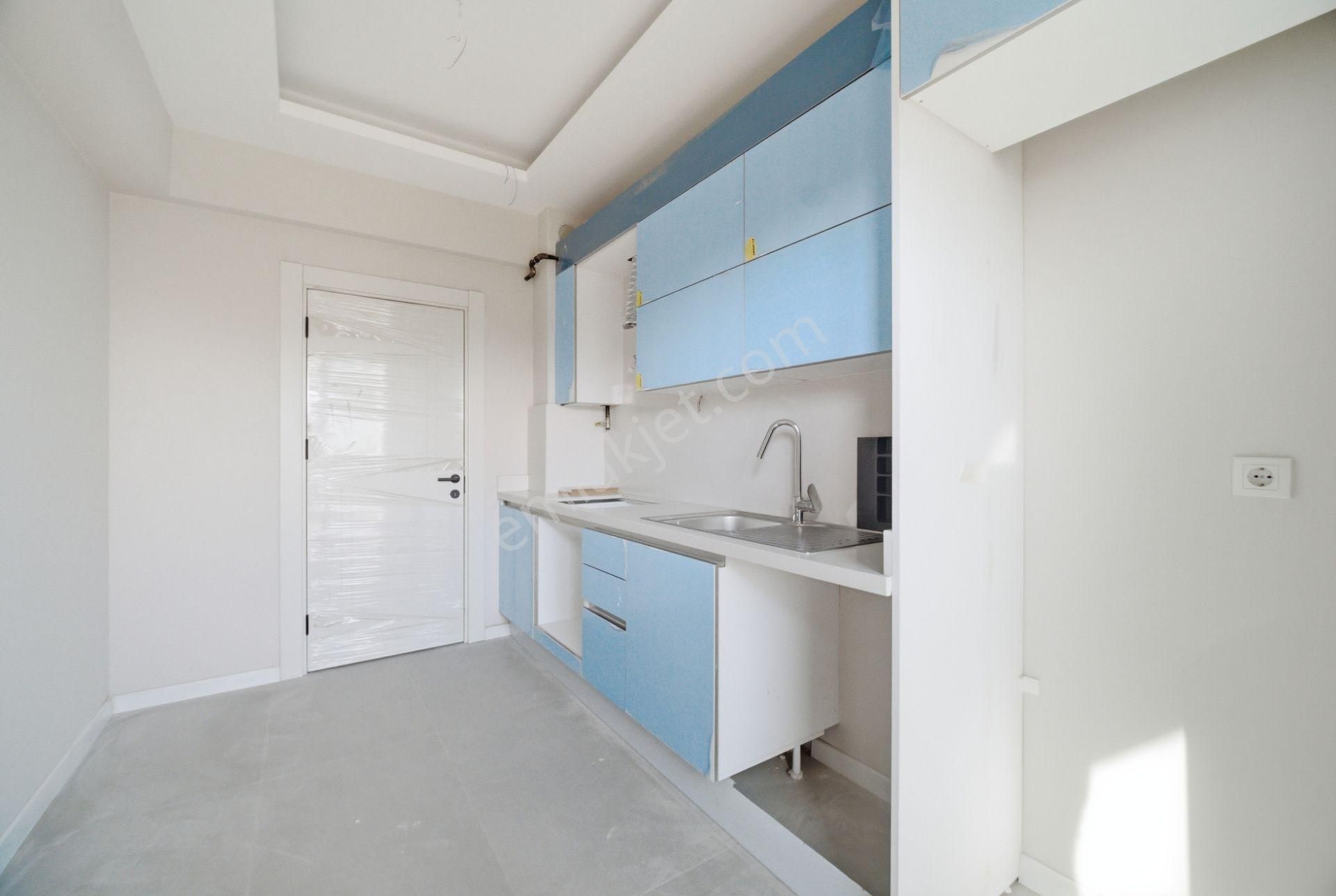 Çiğli Ataşehir 'de Havuzlu Sitede 2+1 Kiralık Daire - Görsel 21