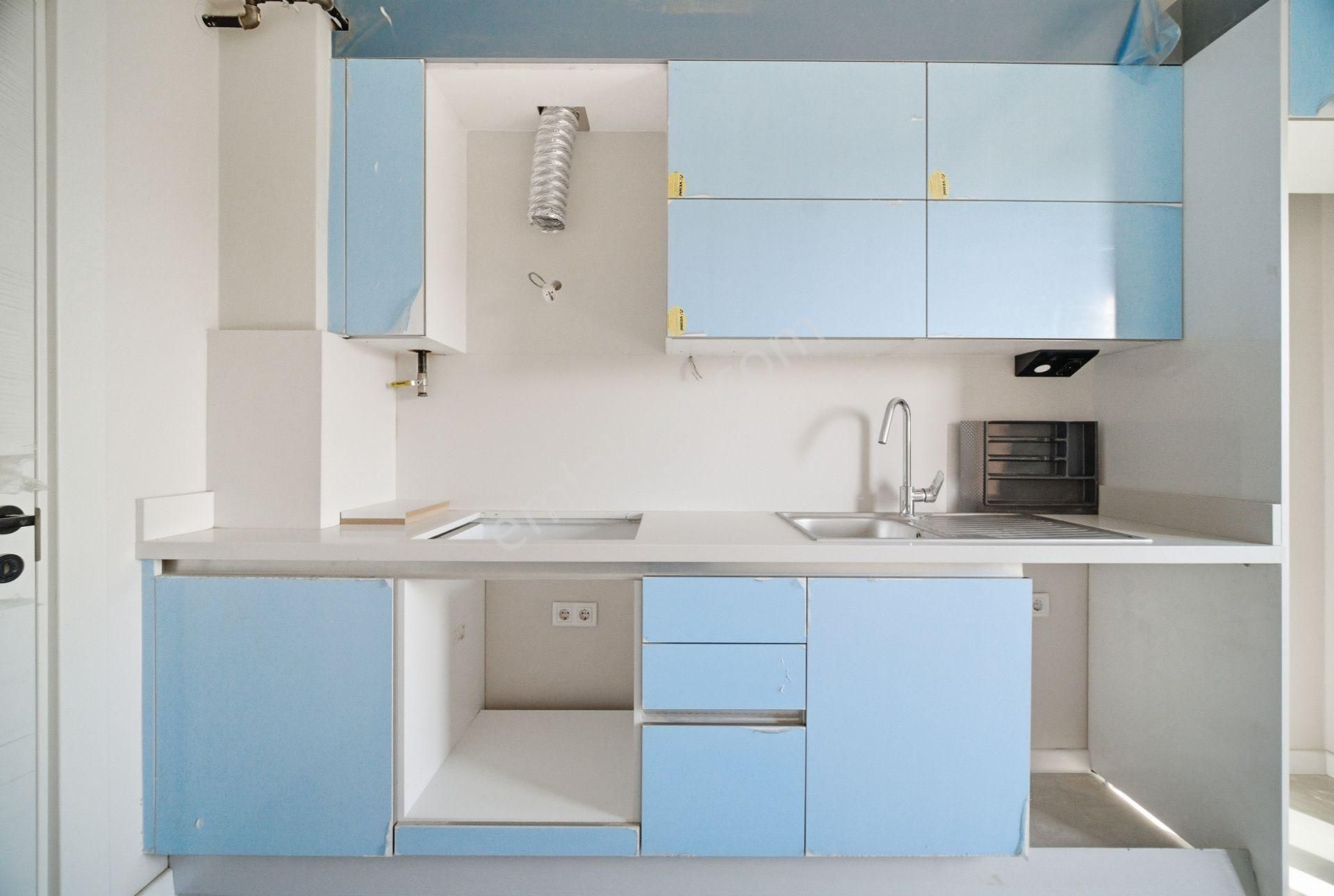 Çiğli Ataşehir 'de Havuzlu Sitede 2+1 Kiralık Daire - Görsel 19