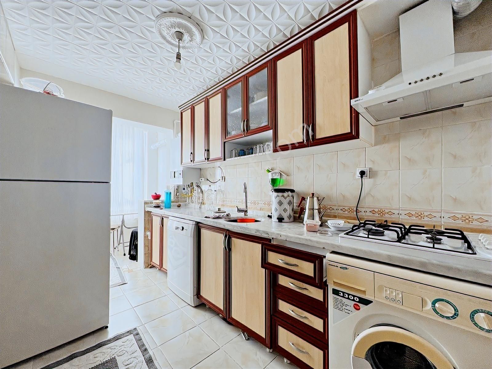 Cihandan Piri Cadde Paralelinde Katta Full Güneşli 2+1 Daire - Görsel 24