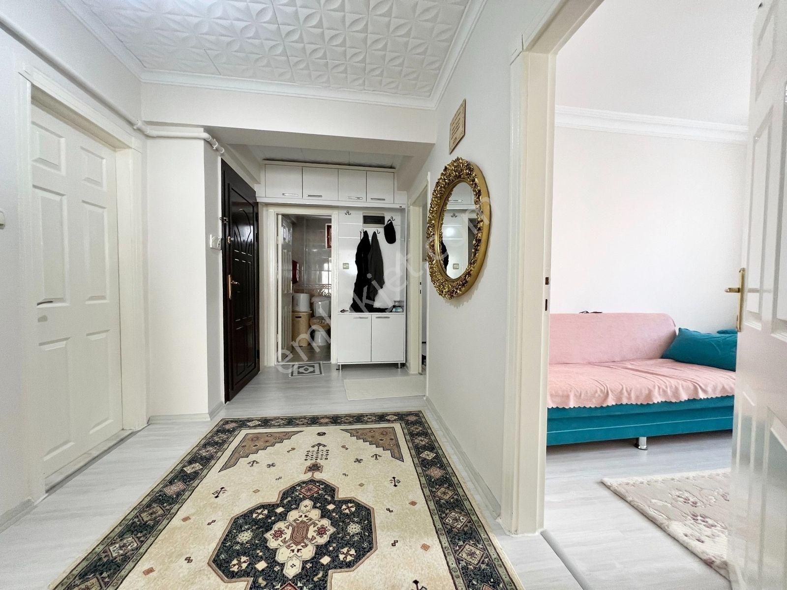 Cihandan Piri Cadde Paralelinde Katta Full Güneşli 2+1 Daire - Görsel 13