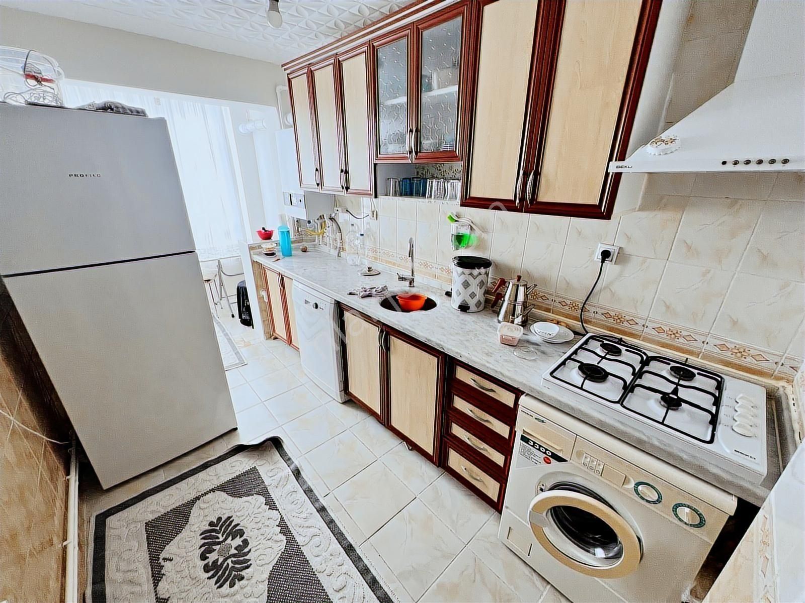 Cihandan Piri Cadde Paralelinde Katta Full Güneşli 2+1 Daire - Görsel 11