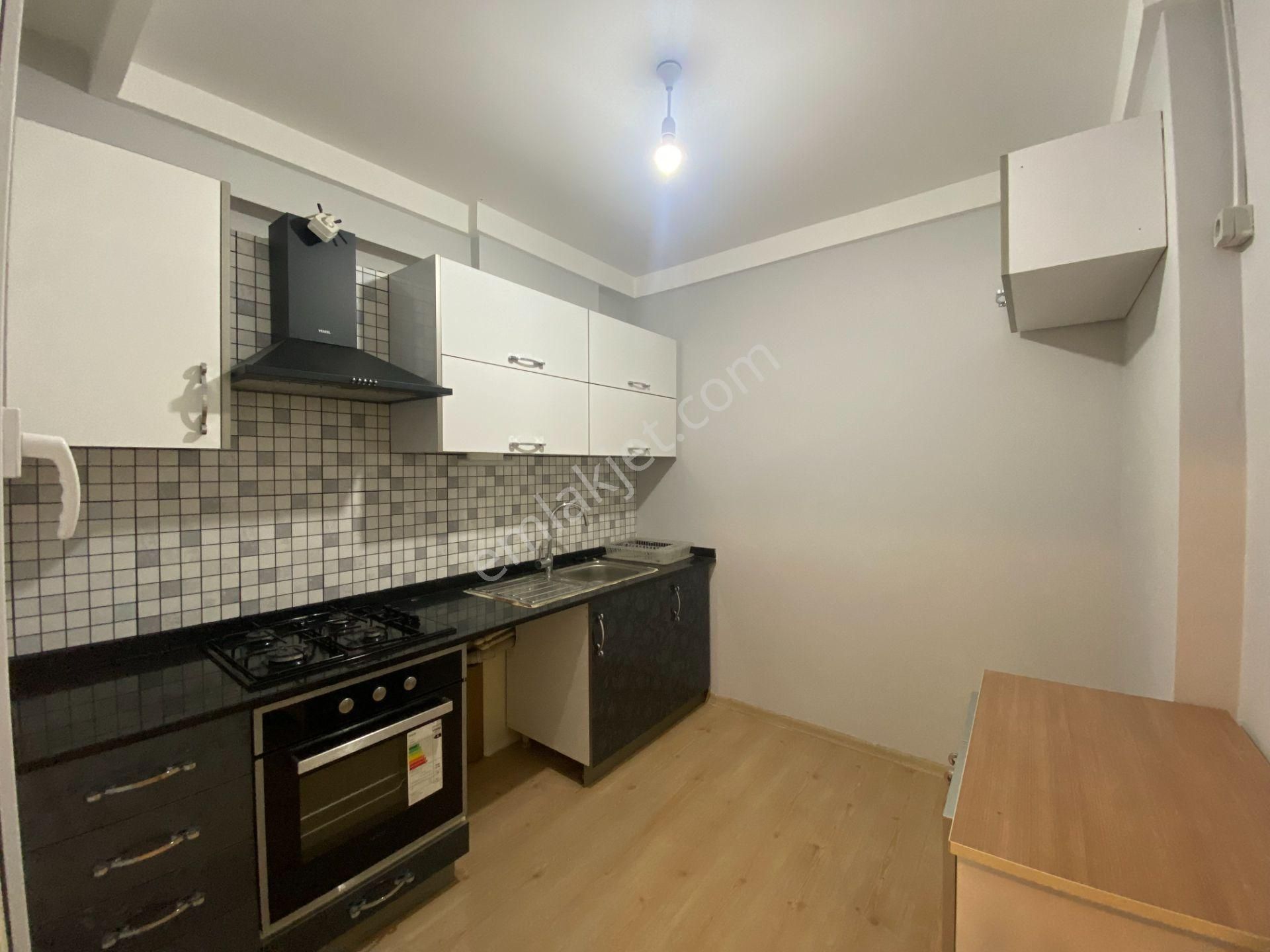 Reşatbey'de 1+1 55 M2 Kapalı Mutfak Daire Veya Home Ofis - Görsel 5