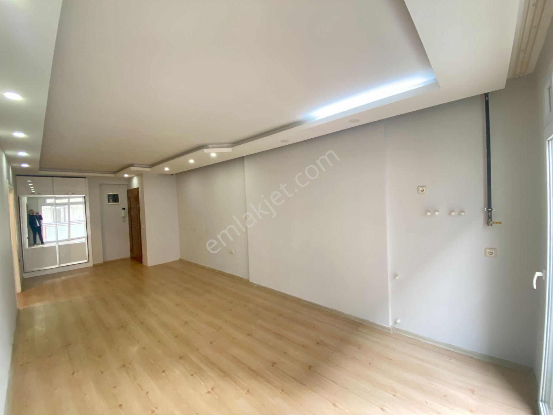 Reşatbey'de 1+1 55 M2 Kapalı Mutfak Daire Veya Home Ofis - Görsel 4