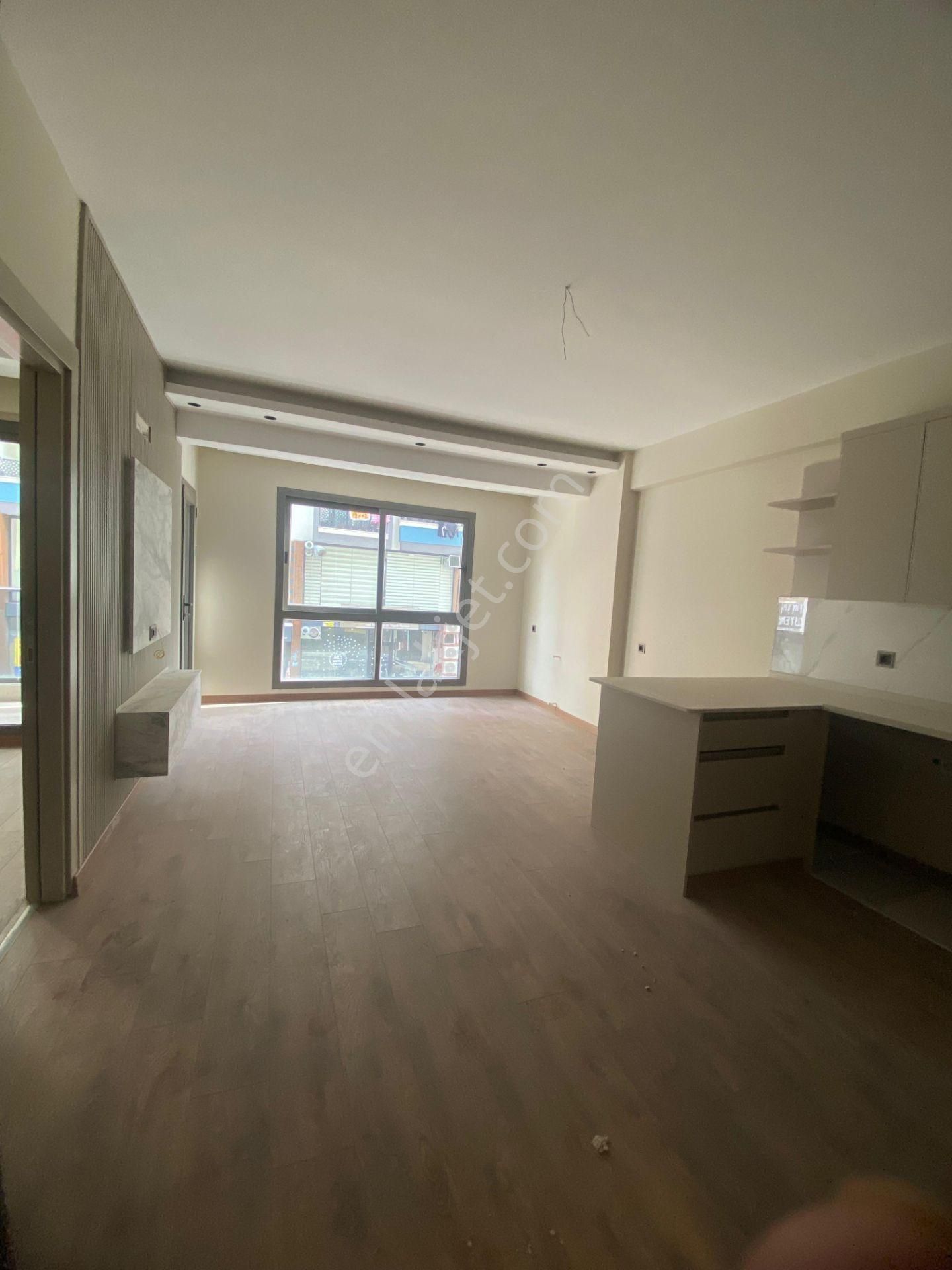 Erdemli Merkezde Kiralık 1+1 Daire - Görsel 4
