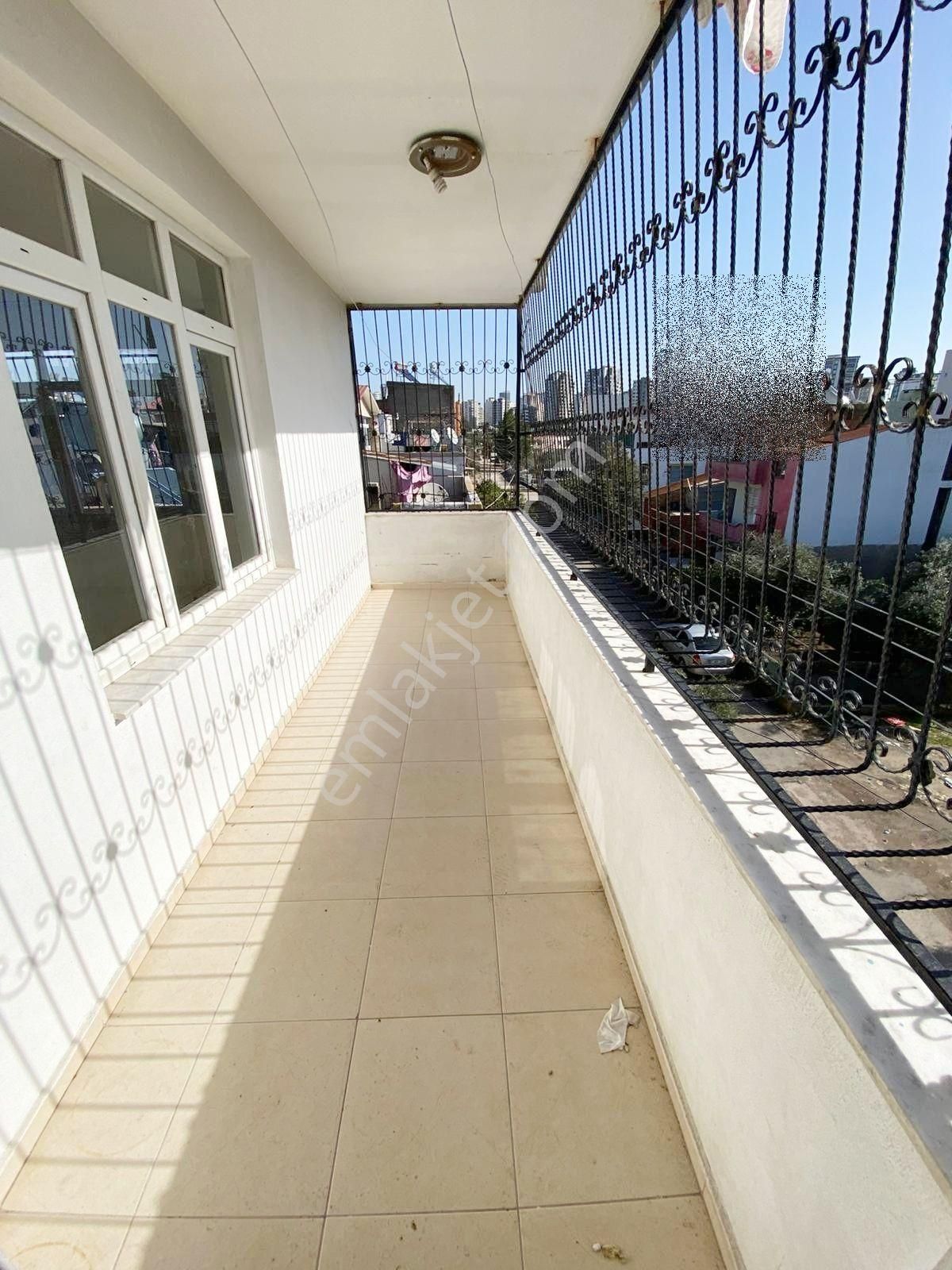 Bahçeşehir'de_3.katlı_müstakil_binanın_2.katında_geniş_2+1_kiralık - Görsel 4